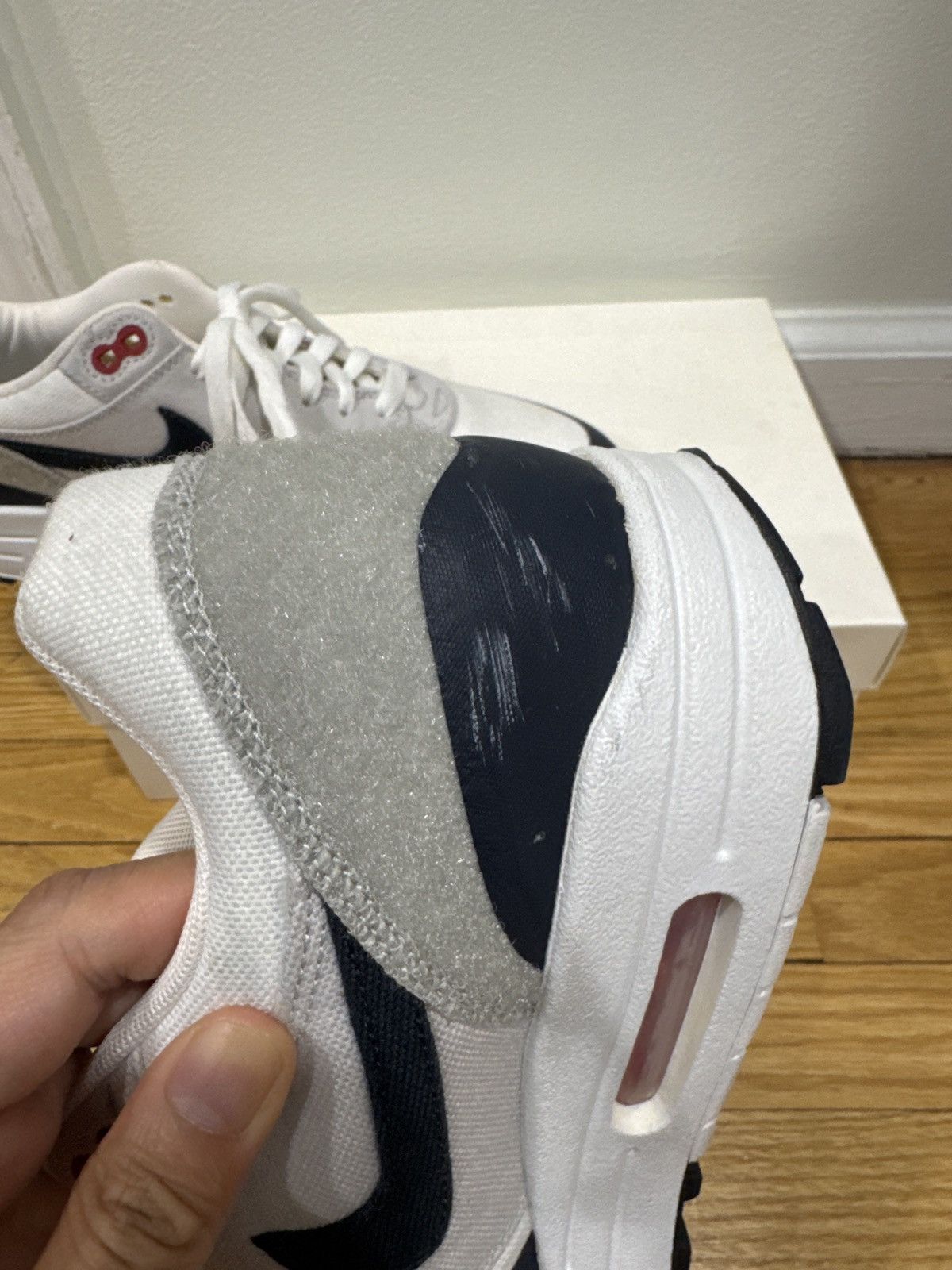 Nike Nike Air Max 1 Patch Paris Size US 9 / EU 42 - 7 Thumbnail