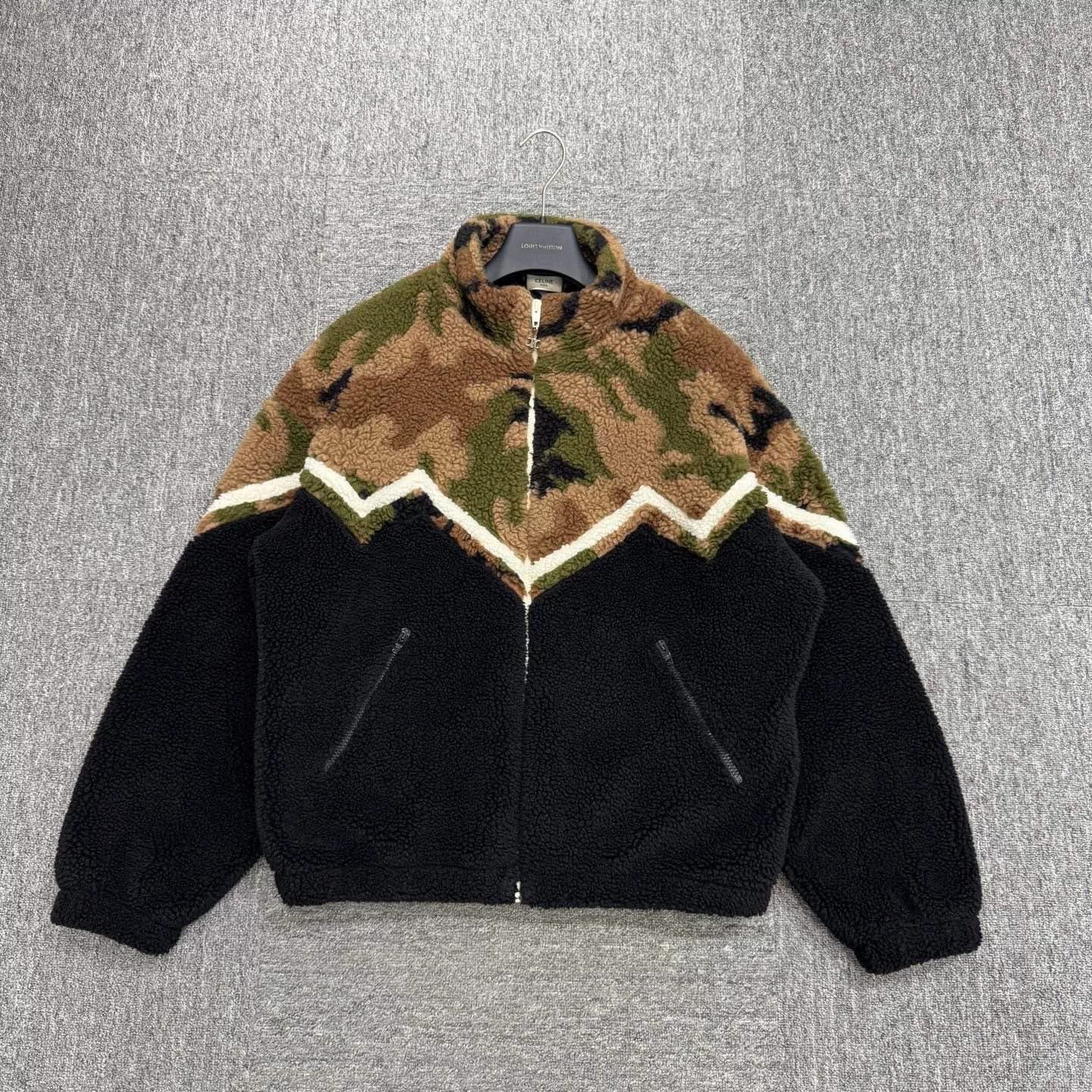 Celine celine camouflage teddy jacket size s Size US S / EU 44-46 / 1 - 1 Thumbnail