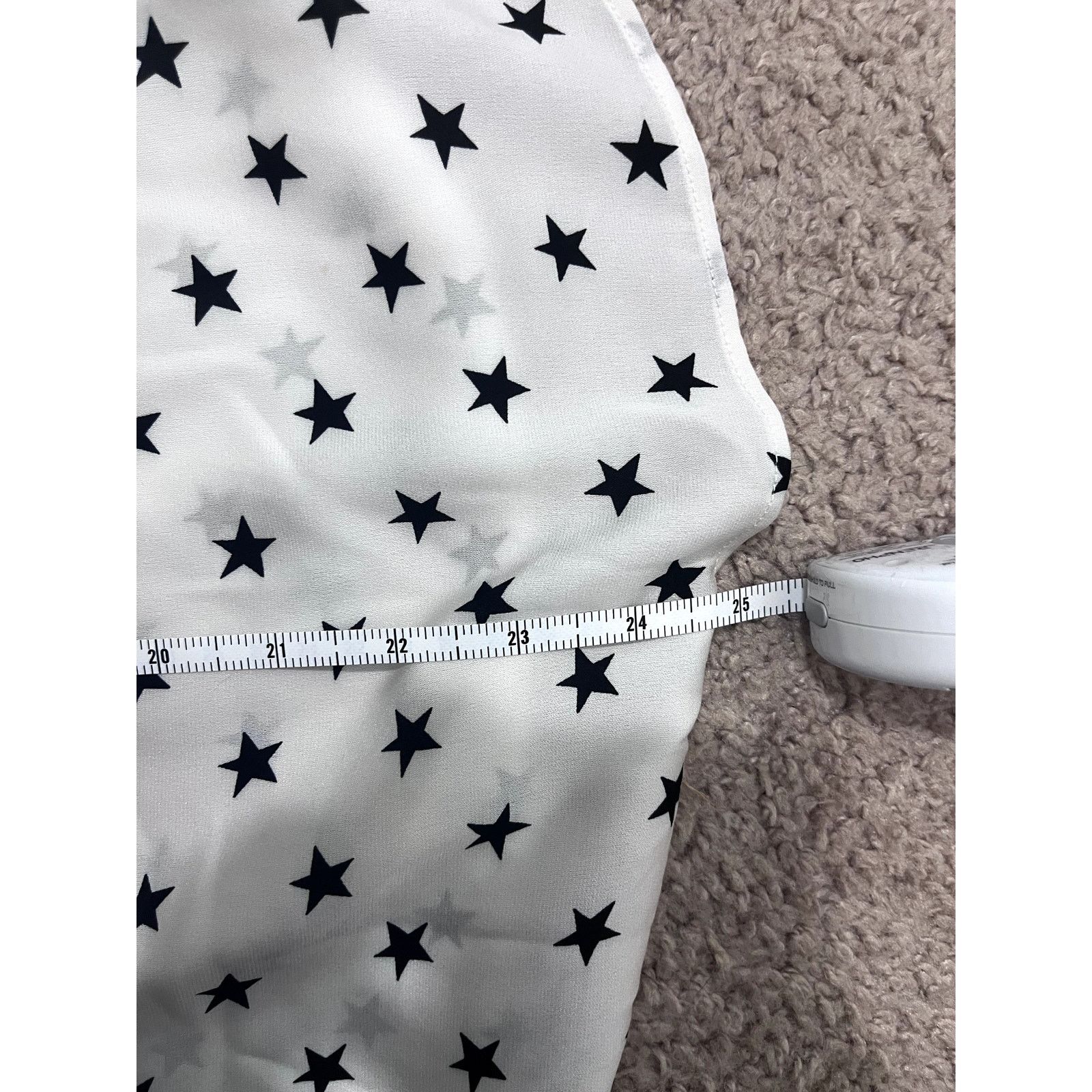 J.Crew Women's J.Crew Silk Star Print Blouse 6 Size M / US 6-8 / IT 42-44 - 5 Thumbnail