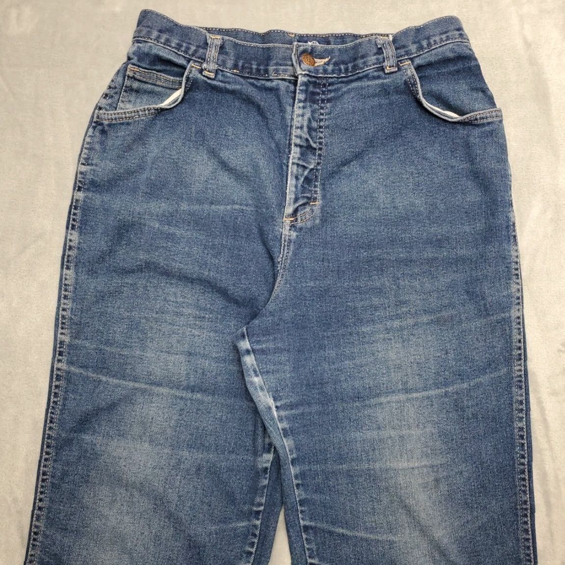 Sears VINTAGE Sears Jeans Womens 18 Blue Denim High Rise 70s Faded Made in USA Retro Size 40" / US 18 - 3 Thumbnail