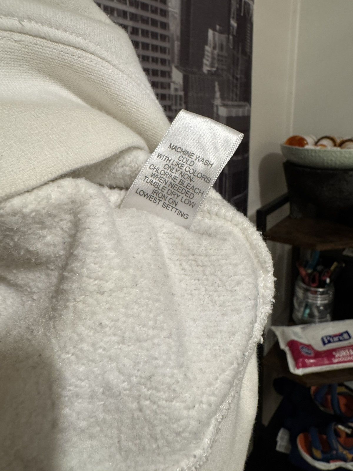 Fear of God FW19 Fear of God Essentials 3M Graphic Crewneck White SZ S🔥 Size US S / EU 44-46 / 1 - 11 Thumbnail
