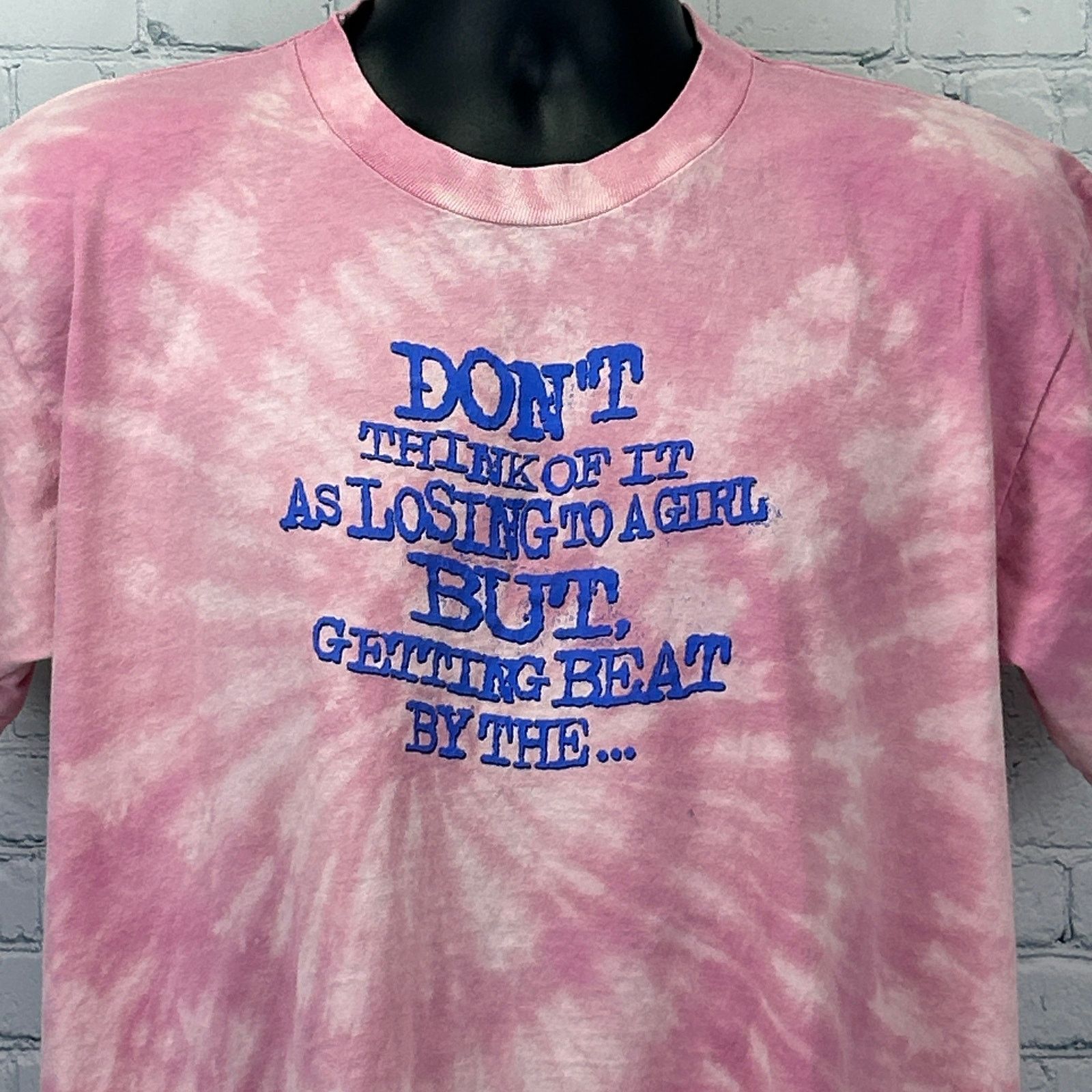 Vintage Vintage 90s Girls Kick Butt Softball T Shirt Pink Unisex L Size L / US 10 / IT 46 - 4 Thumbnail