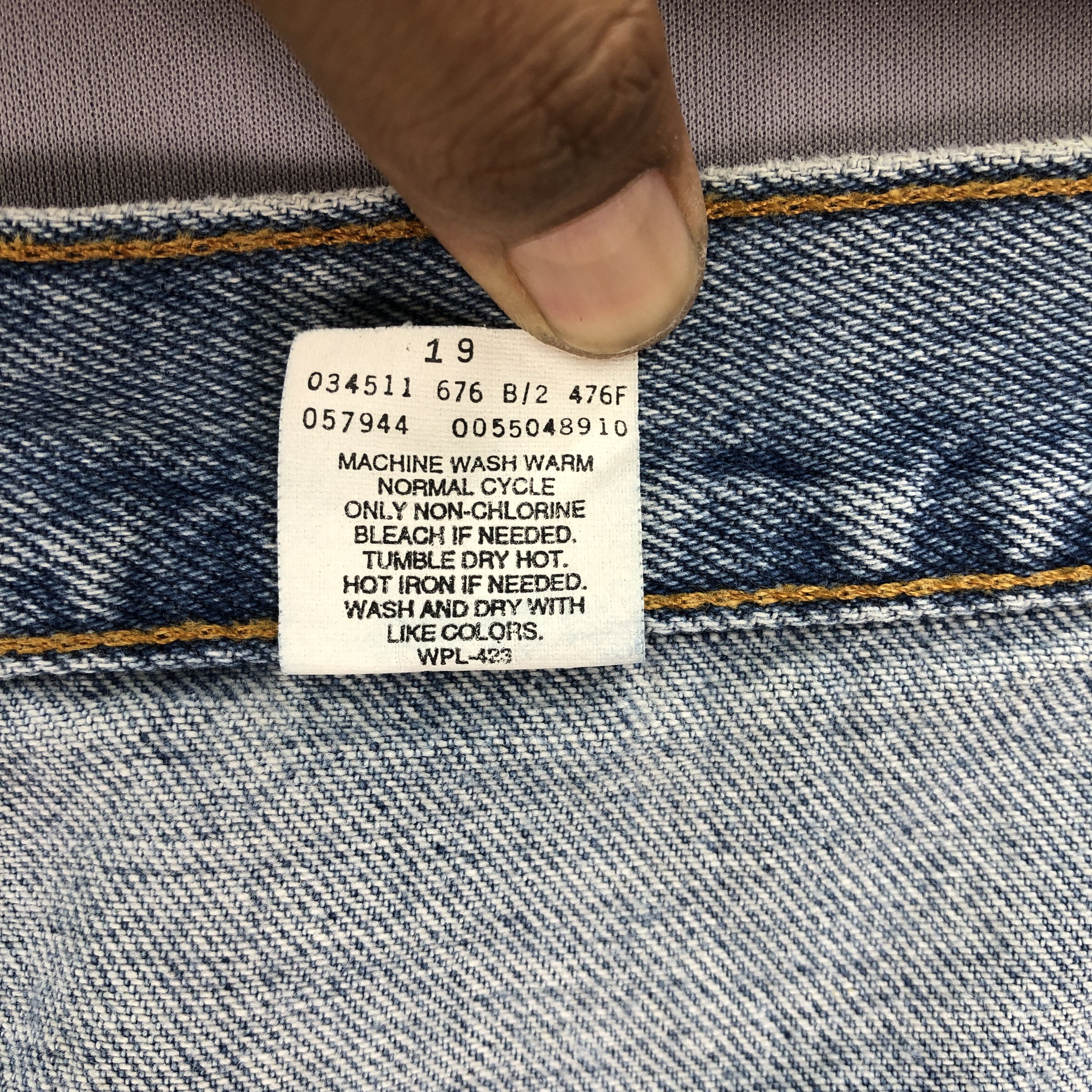 Levi's Vintage Baggy Levis 550 Jeans Levis Stone Wash Faded Denim Size US 36 / EU 52 - 7 Thumbnail