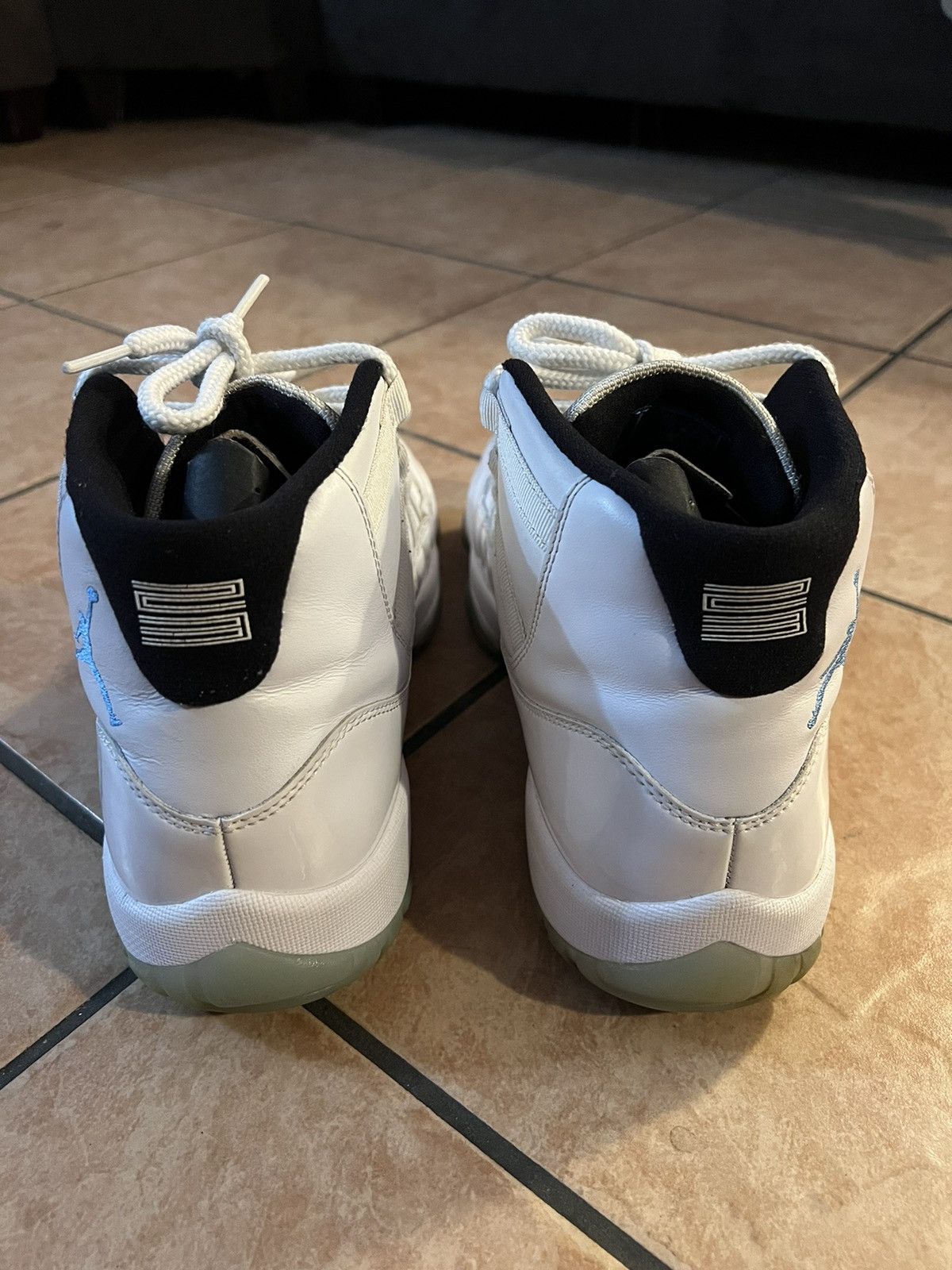 Jordan Brand Jordan 11 Legend Blue Size US 10.5 / EU 43-44 - 3 Thumbnail