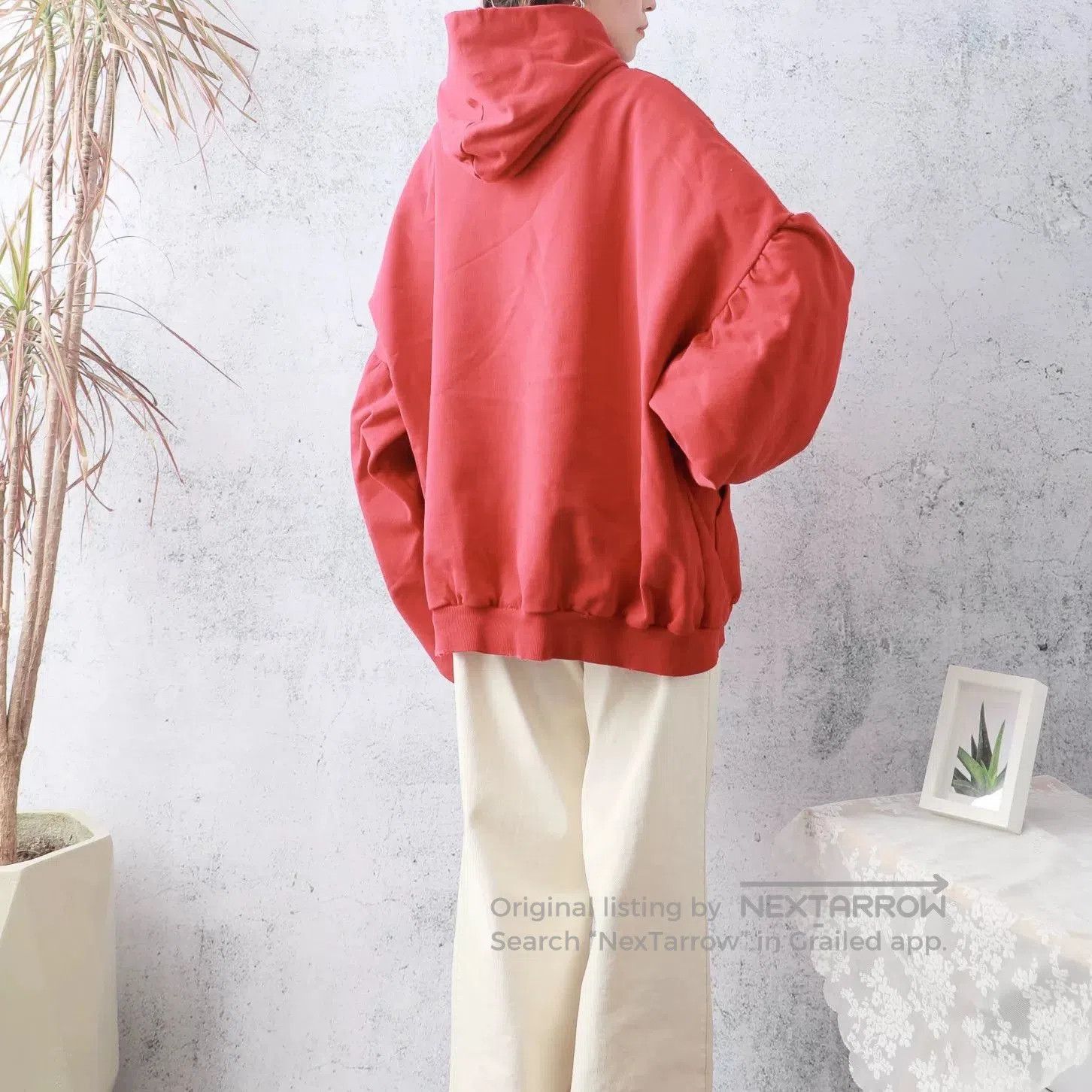 Balenciaga Balenciaga Red Letter Print Hooded Sweatshirt. Size US L / EU 52-54 / 3 - 3 Thumbnail