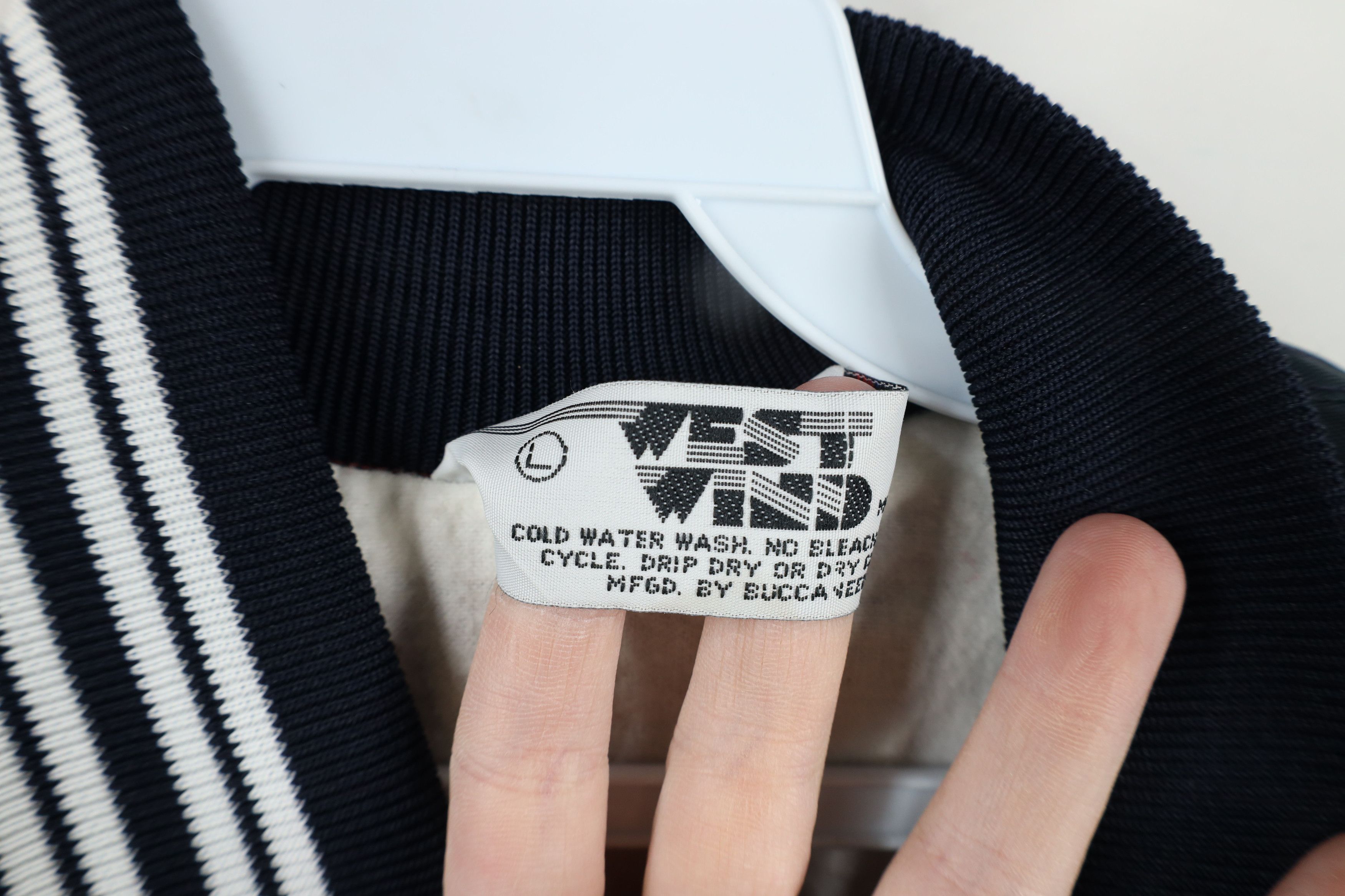 Vintage Vintage 80s 90s Bartlett Nuclear Satin Bomber Jacket USA Size US L / EU 52-54 / 3 - 10 Thumbnail