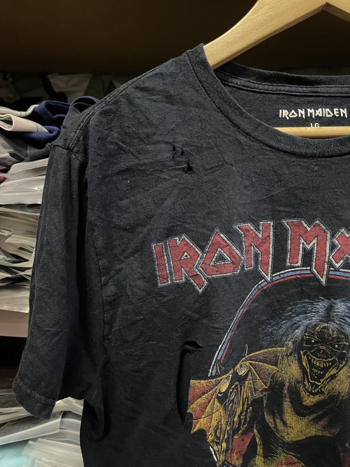 Band Tees Distressed Iron Maiden Crop-Top🔥🔥🔥 Size US L / EU 52-54 / 3 - 7 Thumbnail
