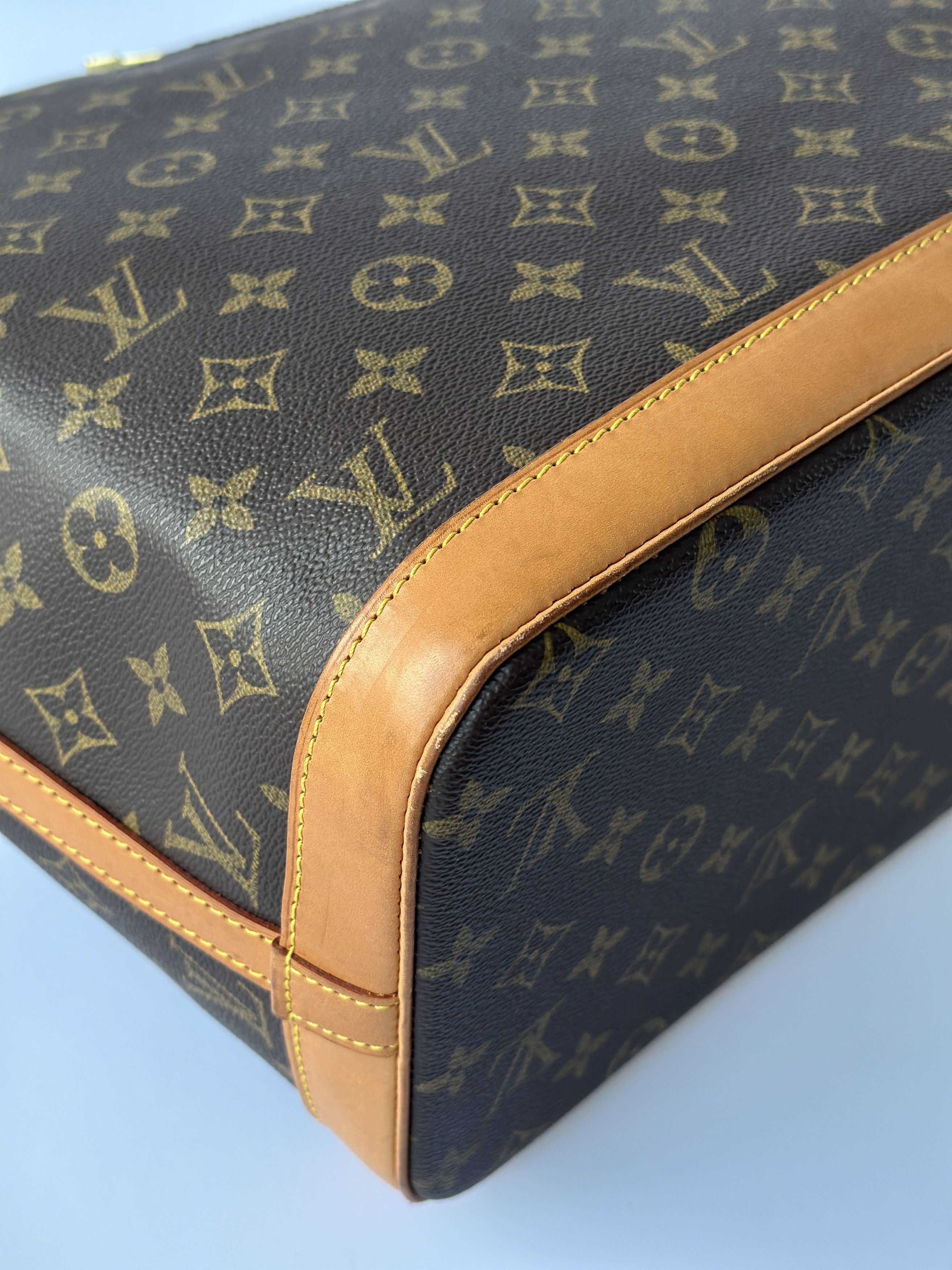 Louis Vuitton Amfar Three Vanity Star - 2001 - Design by Sharon Stone - LE Size ONE SIZE - 11 Thumbnail