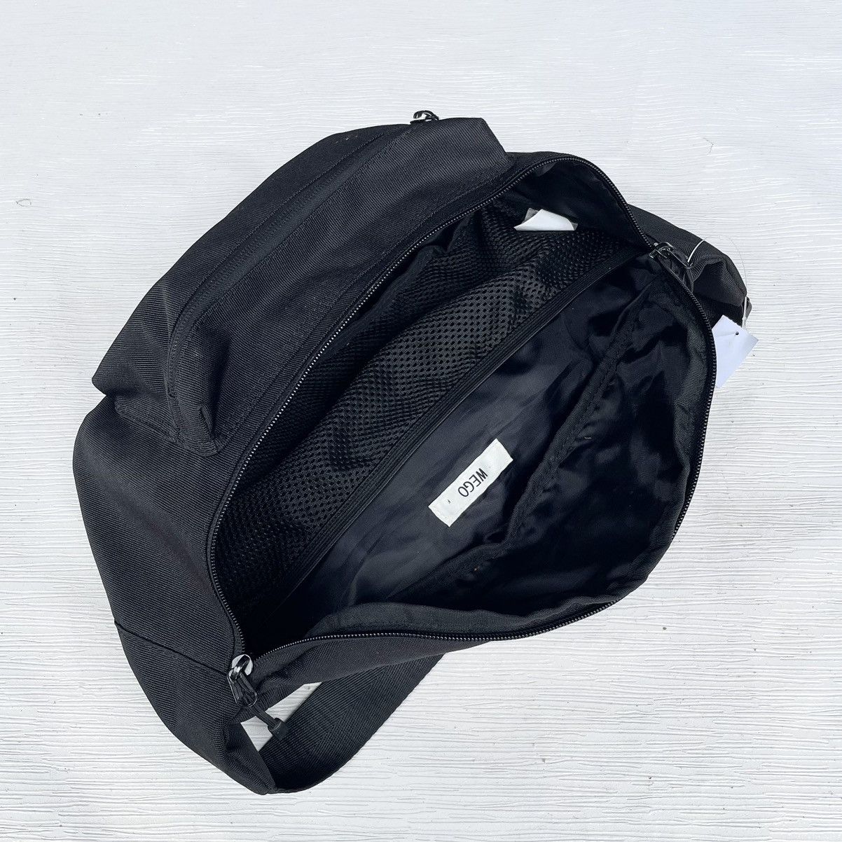 Japanese Brand Oversized Black Crossbody/Waist Bag Street Style Size ONE SIZE - 4 Thumbnail