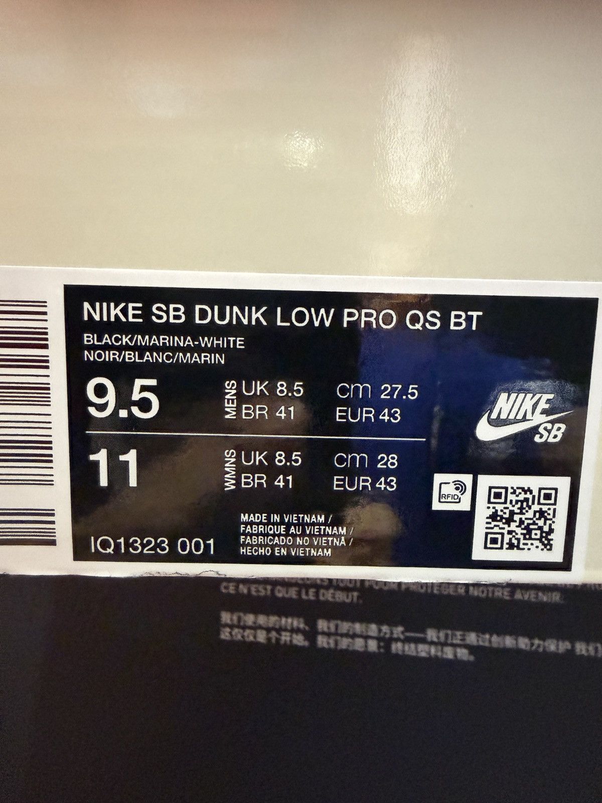 Nike SB Nike SB Dunk pro low X Bluetile “butterfly” Size US 9.5 / EU 42-43 - 9 Thumbnail
