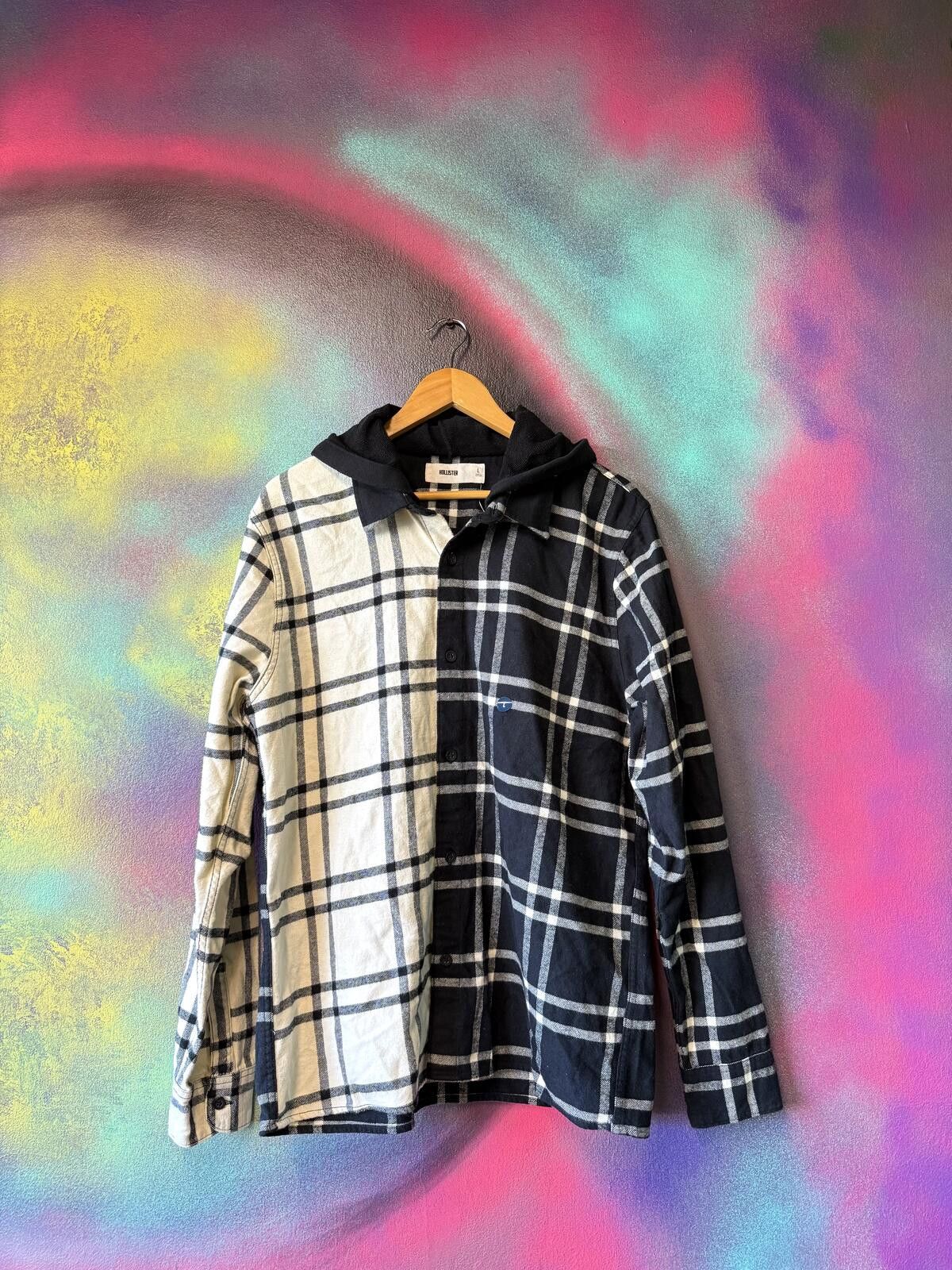 Other Hollister men’s shirt in size large Size US L / EU 52-54 / 3 - 1 Thumbnail