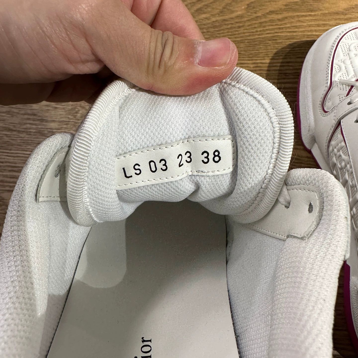 Christian Dior Monsieur Dior apr92 white & pink embossed-logo sneaker 38 Size US 7.5 / IT 37.5 - 6 Thumbnail
