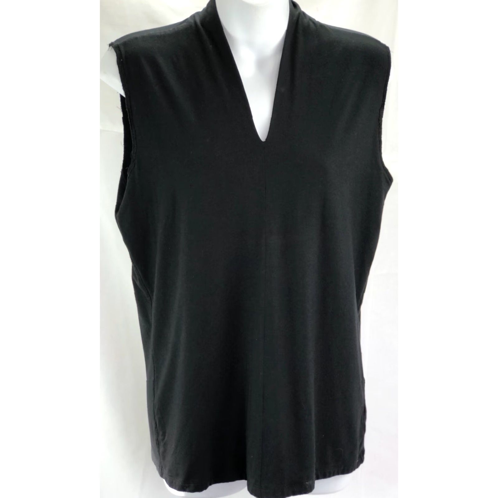 Talbots Talbots Blouse Sleeveless M Black V-Neck Size M / US 6-8 / IT 42-44 - 2 Thumbnail