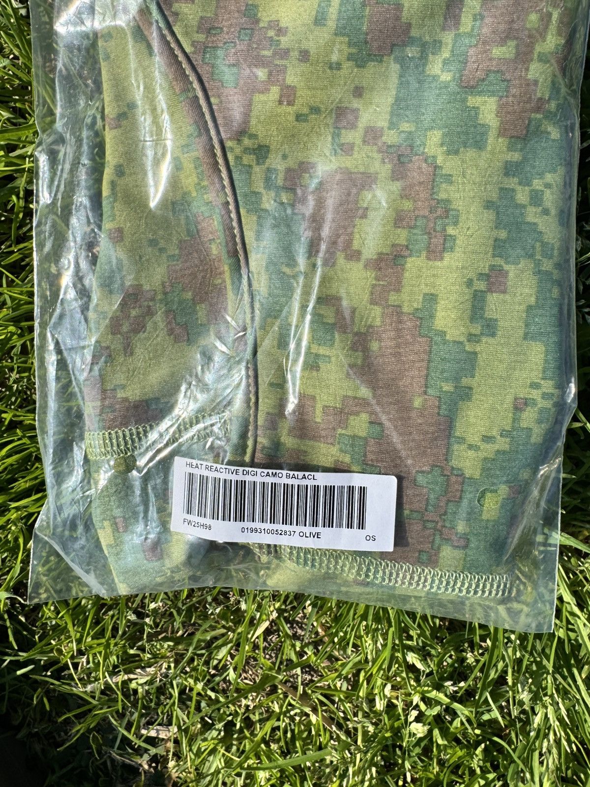 Supreme Supreme Heat Reflective Digi Camo Balaclava Size ONE SIZE - 6 Thumbnail