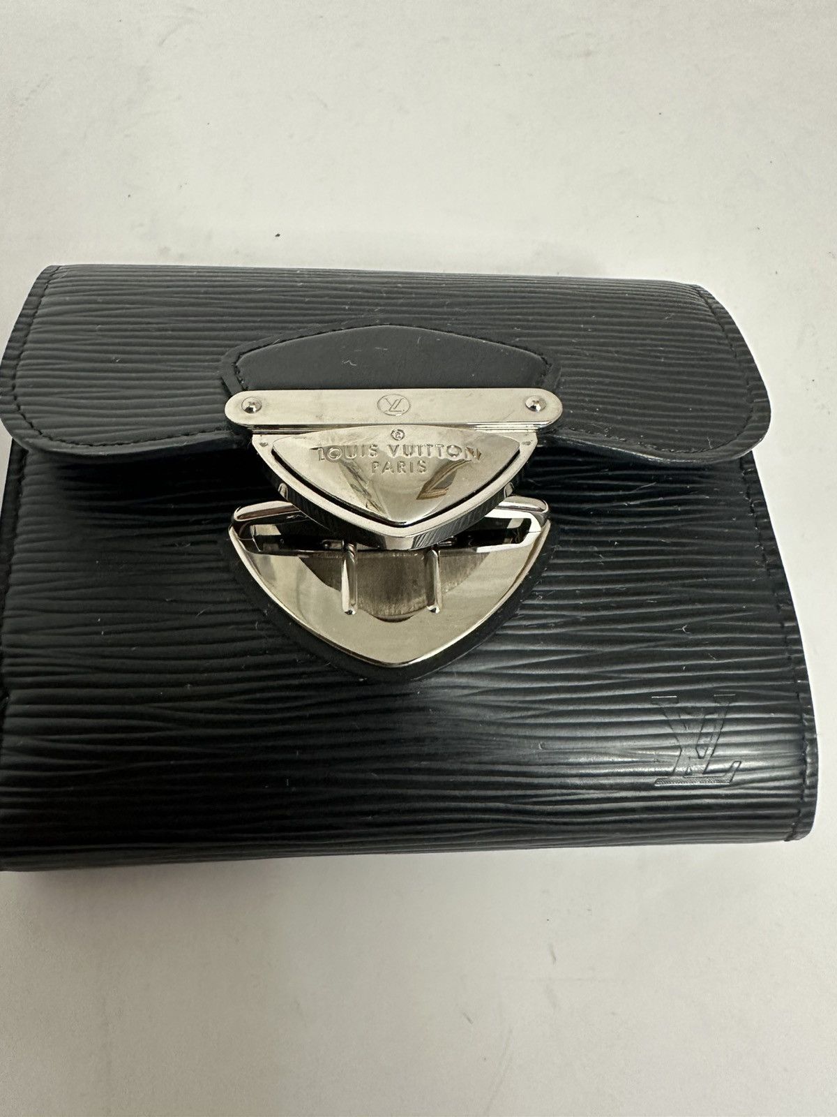 Louis Vuitton Louis Vuitton wallet Size ONE SIZE - 16 Thumbnail