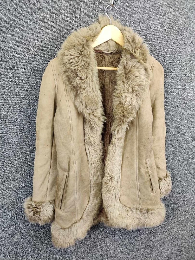 Leather Vintage Sheepskin Suede Leather Fur Coat Size US M / EU 48-50 / 2 - 5 Thumbnail
