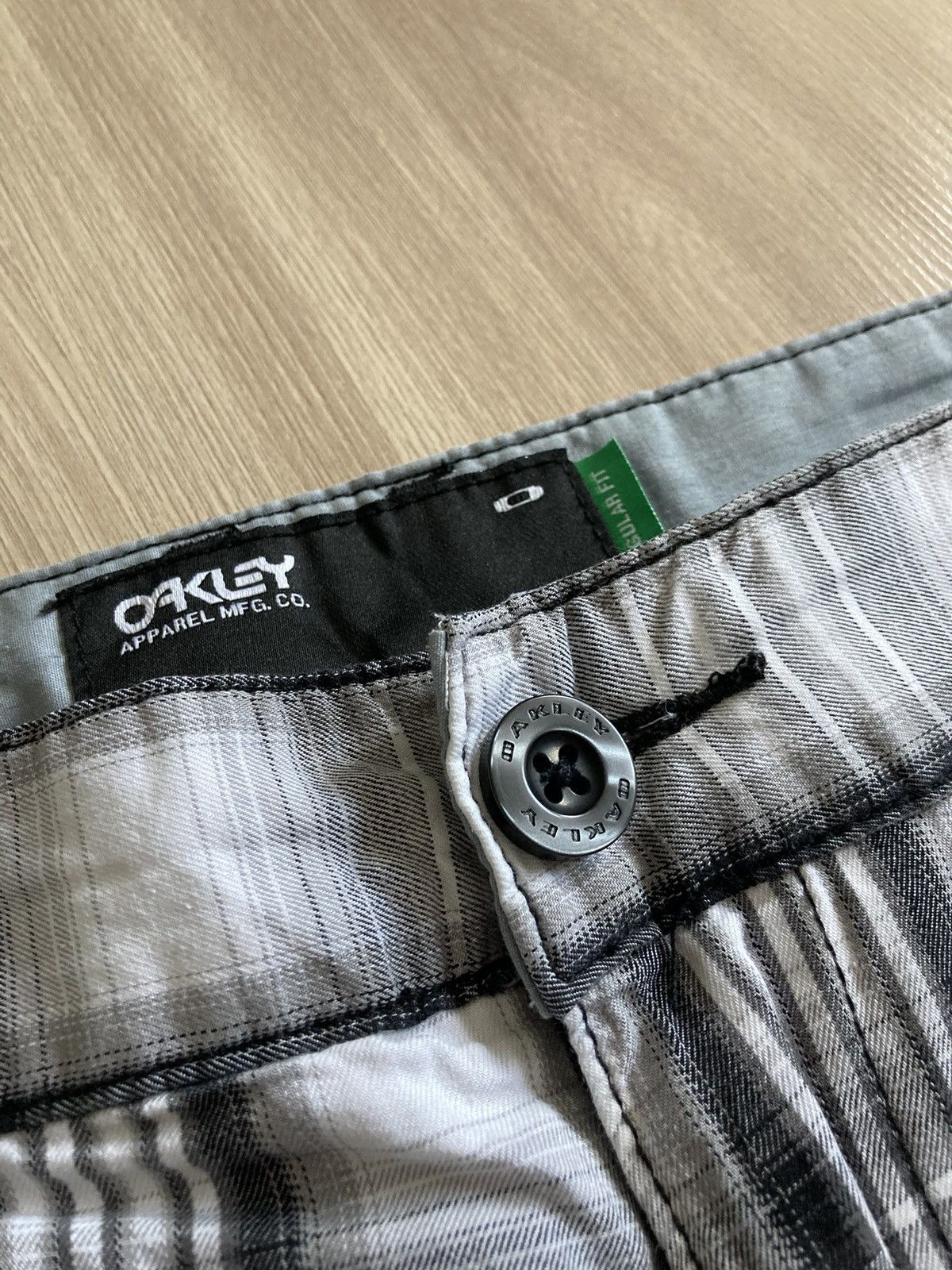 Oakley Vintage Oakley Flannel Shorts Size US 36 / EU 52 - 12 Thumbnail