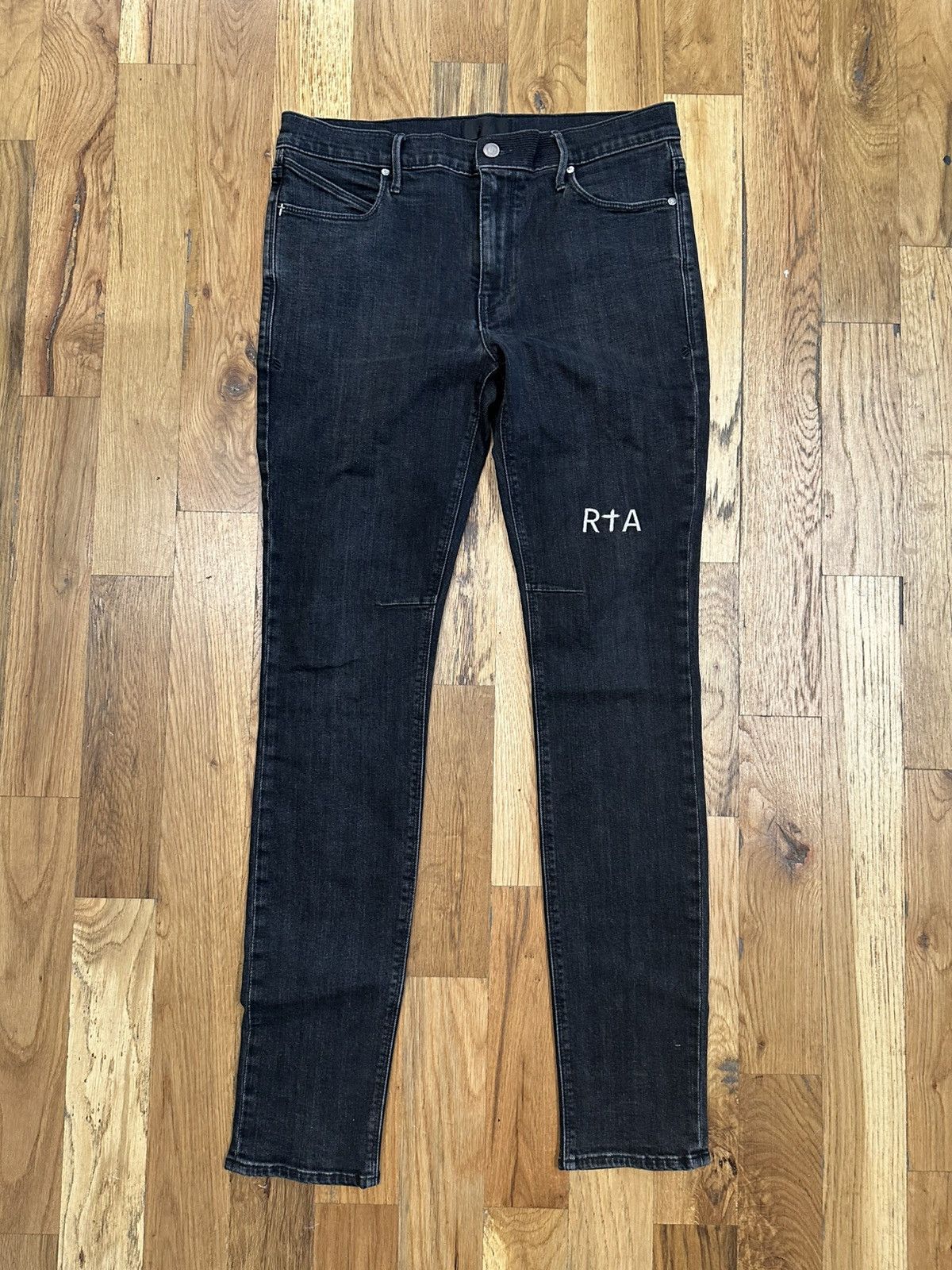 Rta RTA White Spell Faded Black Denim Jeans Size 34 Size US 34 / EU 50 - 1 Thumbnail