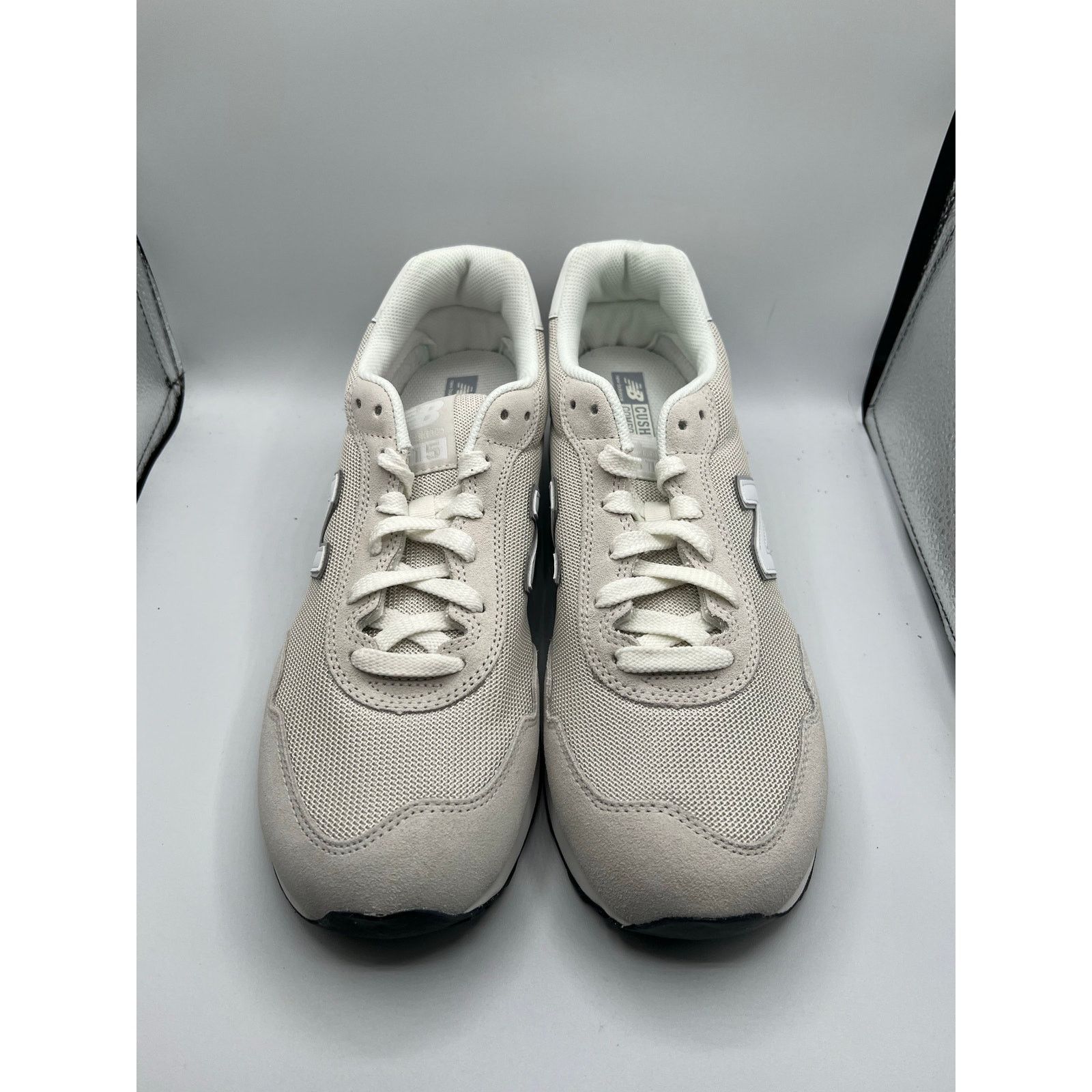New Balance New Balance 515 “White Aluminum Grey” size 10.5 men’s Size US 10.5 / EU 43-44 - 2 Thumbnail