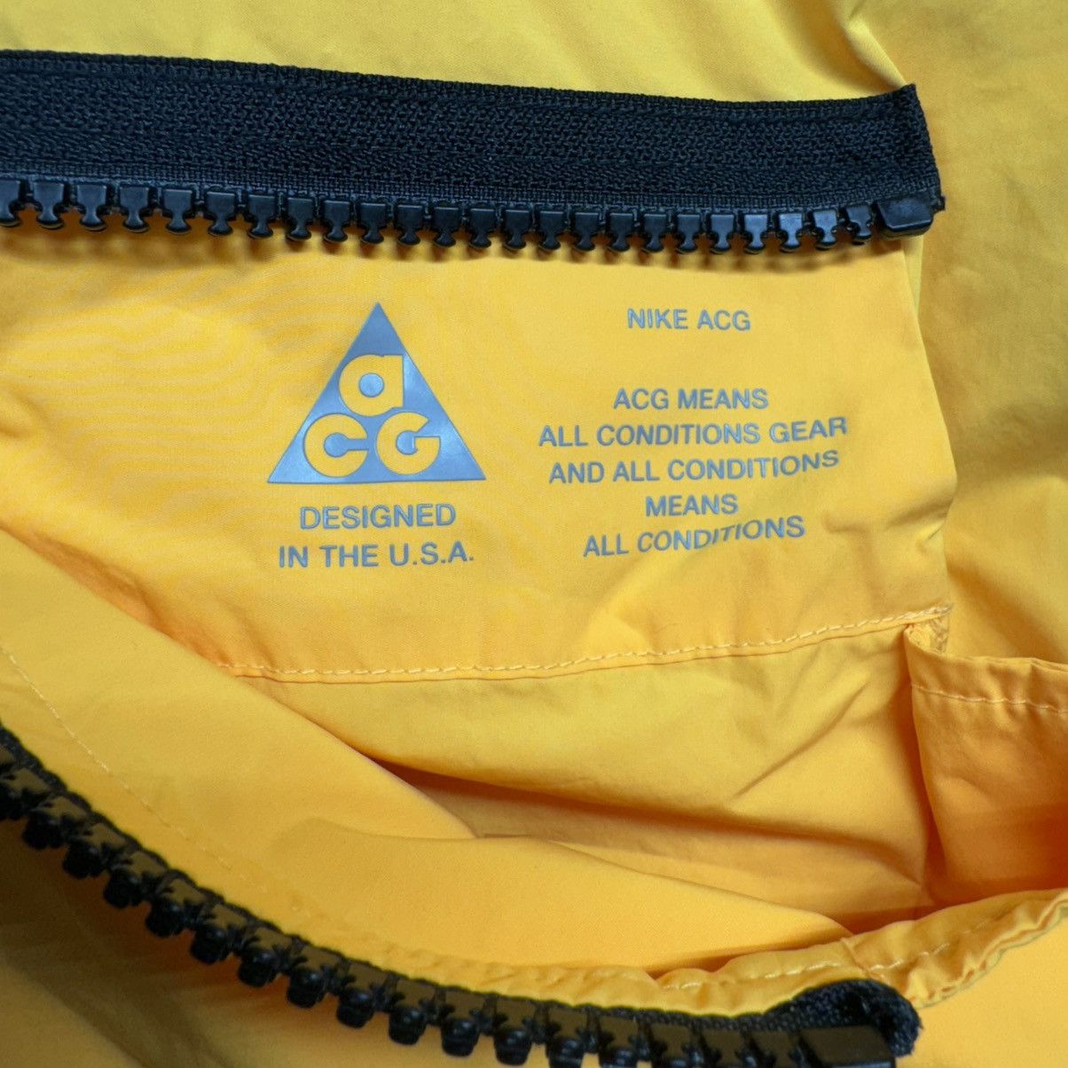 Nike ACG Nike Lab ACG Cargo Shorts Laser Orange Women’s Size Large L Size 29" - 3 Thumbnail