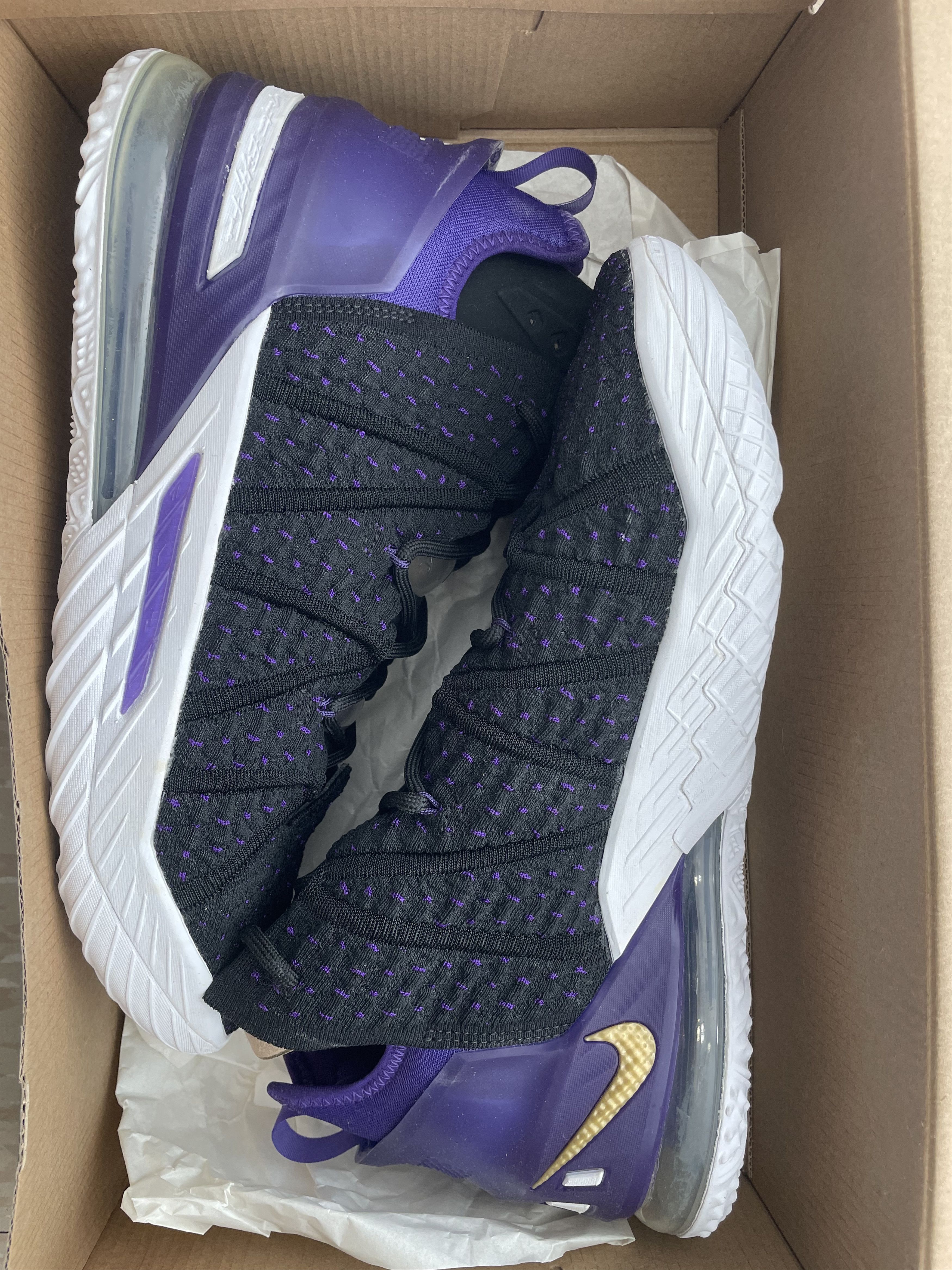 Nike Nike Lebron 18 Lakers Size 11 CQ9283-004 Authentic Rare Size US 11 / EU 44 - 2 Thumbnail
