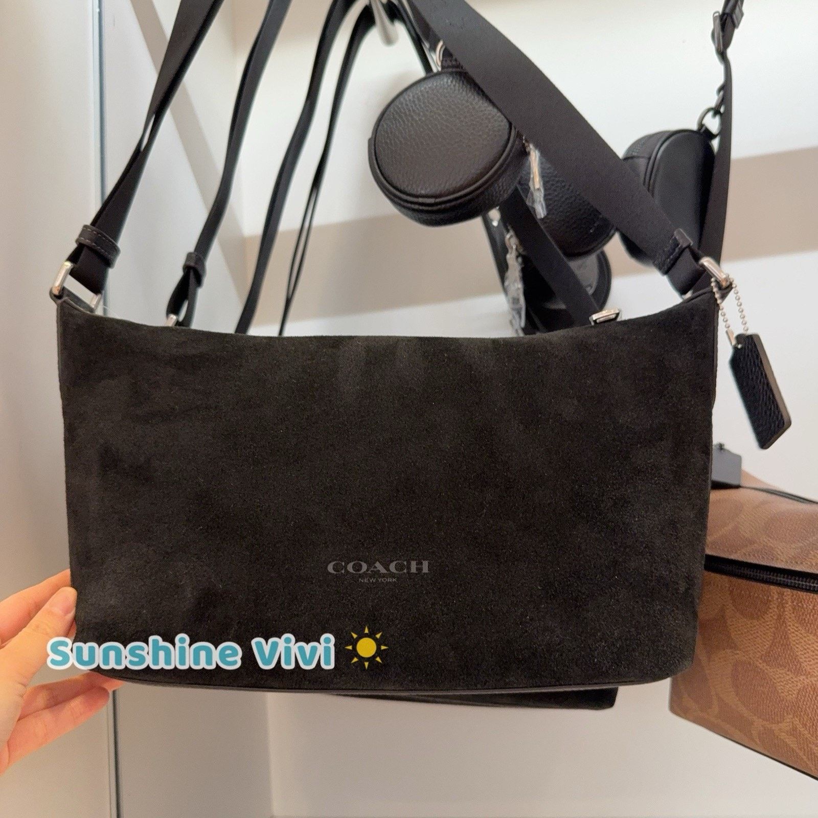 Coach NWT COACH Small Finn Crossbody Bag Pouch Suede CDD79 Size ONE SIZE - 3 Thumbnail