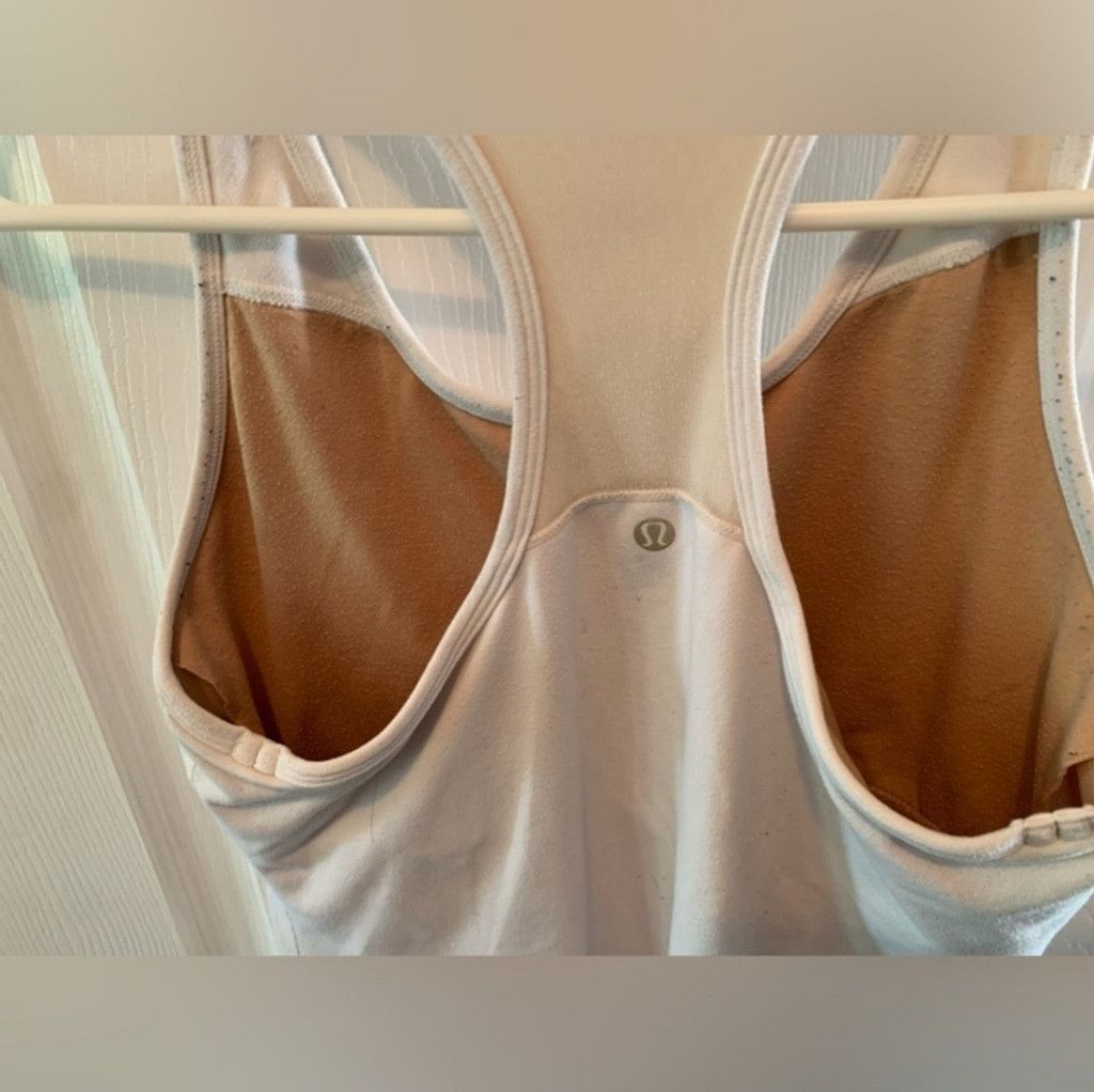 Lululemon Lululemon Cool Racerback Tank Angel Wing Built-In Bra XS/S Size XS / US 0-2 / IT 36-38 - 9 Thumbnail