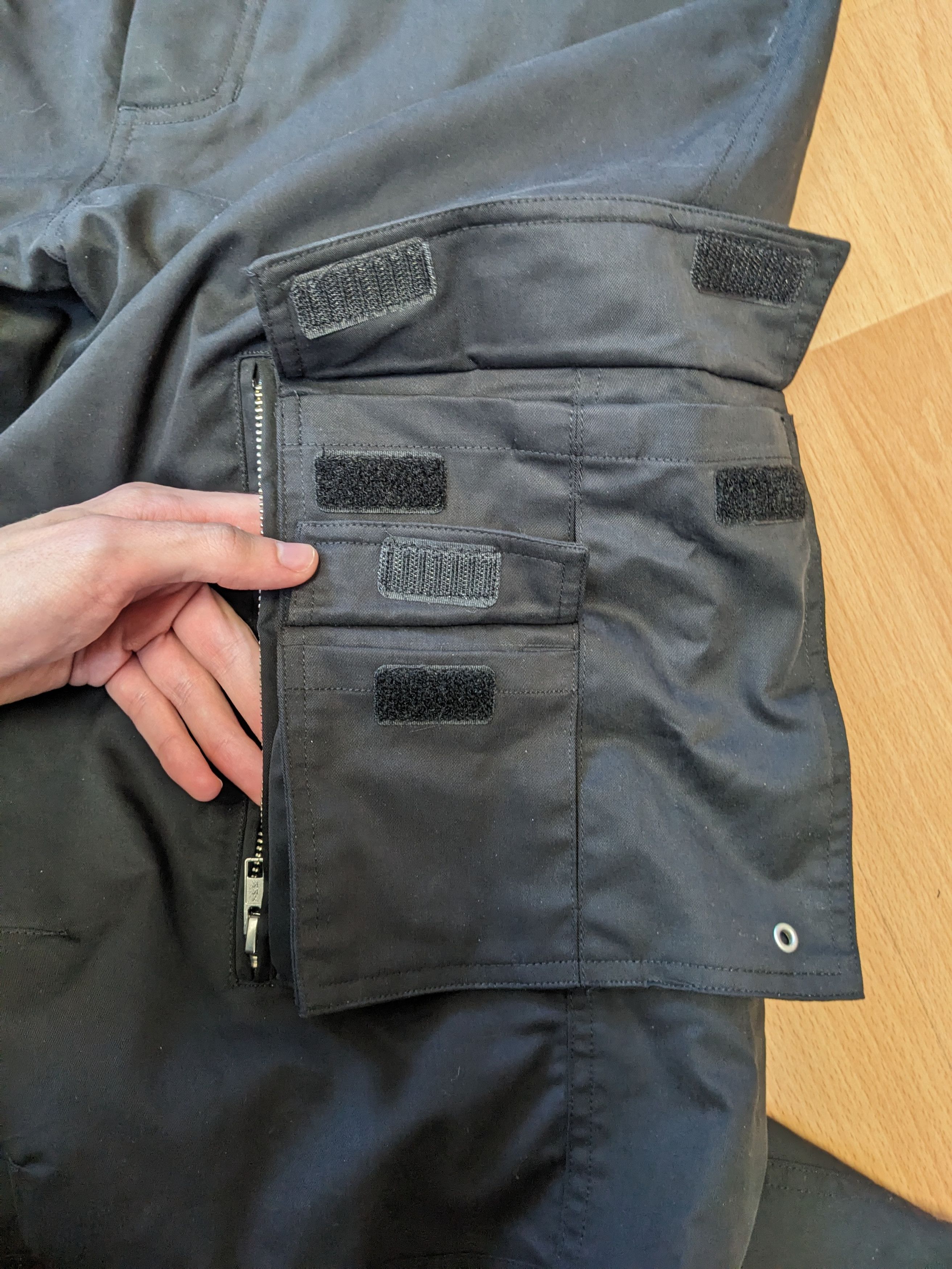 OBJECT 22 Object 22 - Screw Multi-Pocket Cargo - Small - Black Size US 31 - 7 Thumbnail