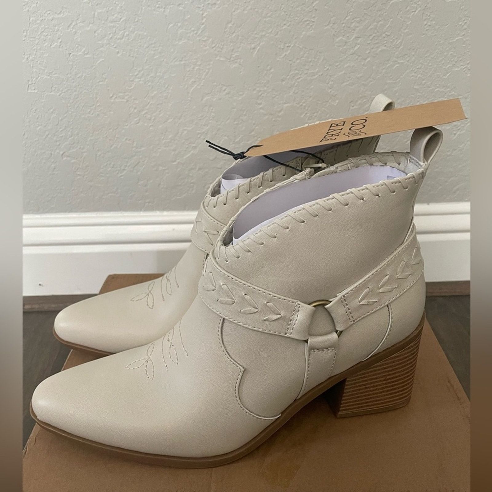 Frye Frye & Co. Palma Stacked Ankle Bootie Sand m 9.5 Size US 9.5 / IT 39.5 - 3 Thumbnail