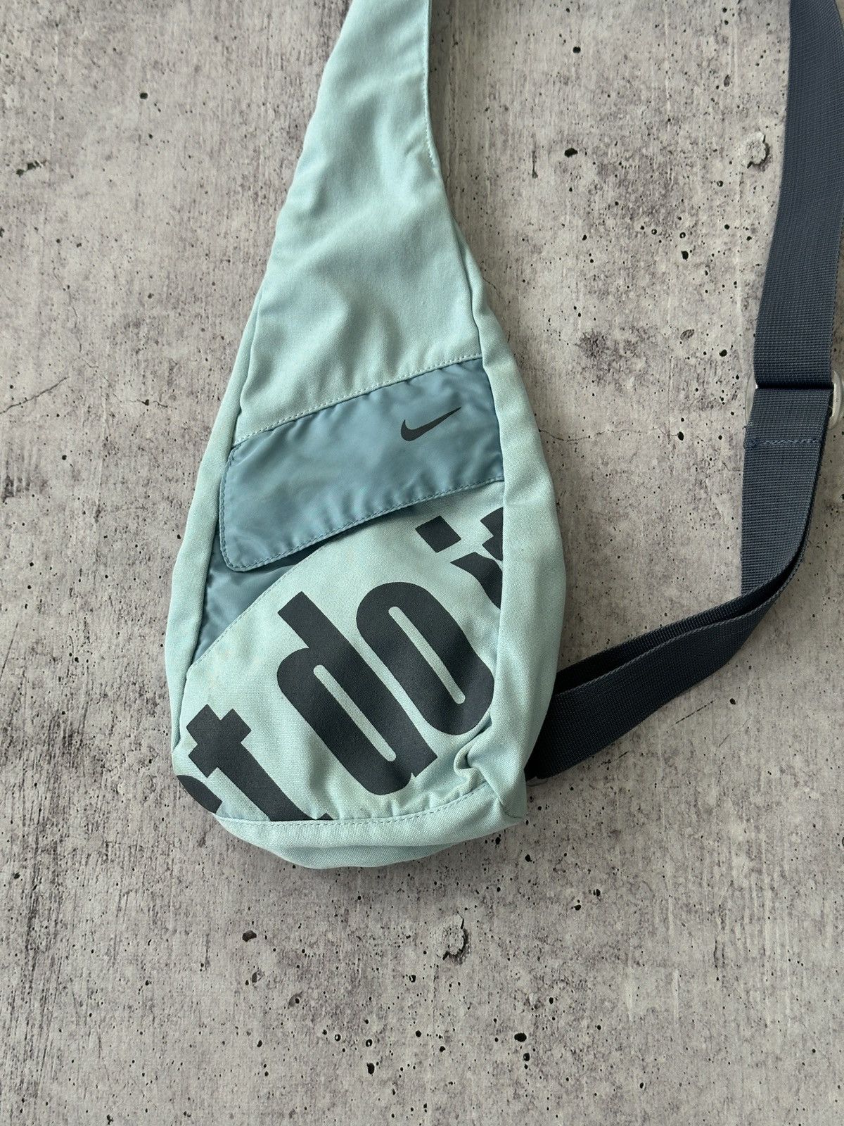 Nike × Vintage Vintage Nike Crossbody Shoulder Bag Size ONE SIZE - 2 Thumbnail