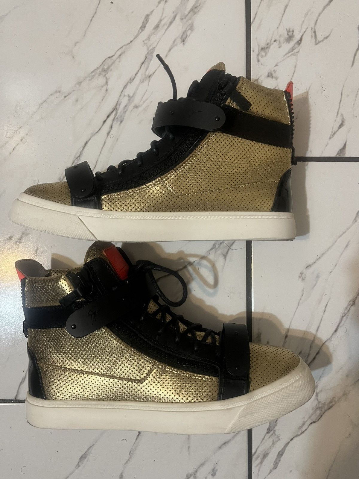 Giuseppe Zanotti Giuseppe Zanotti High-Top Sneakers (EU 42) Size US 9 / EU 42 - 3 Thumbnail