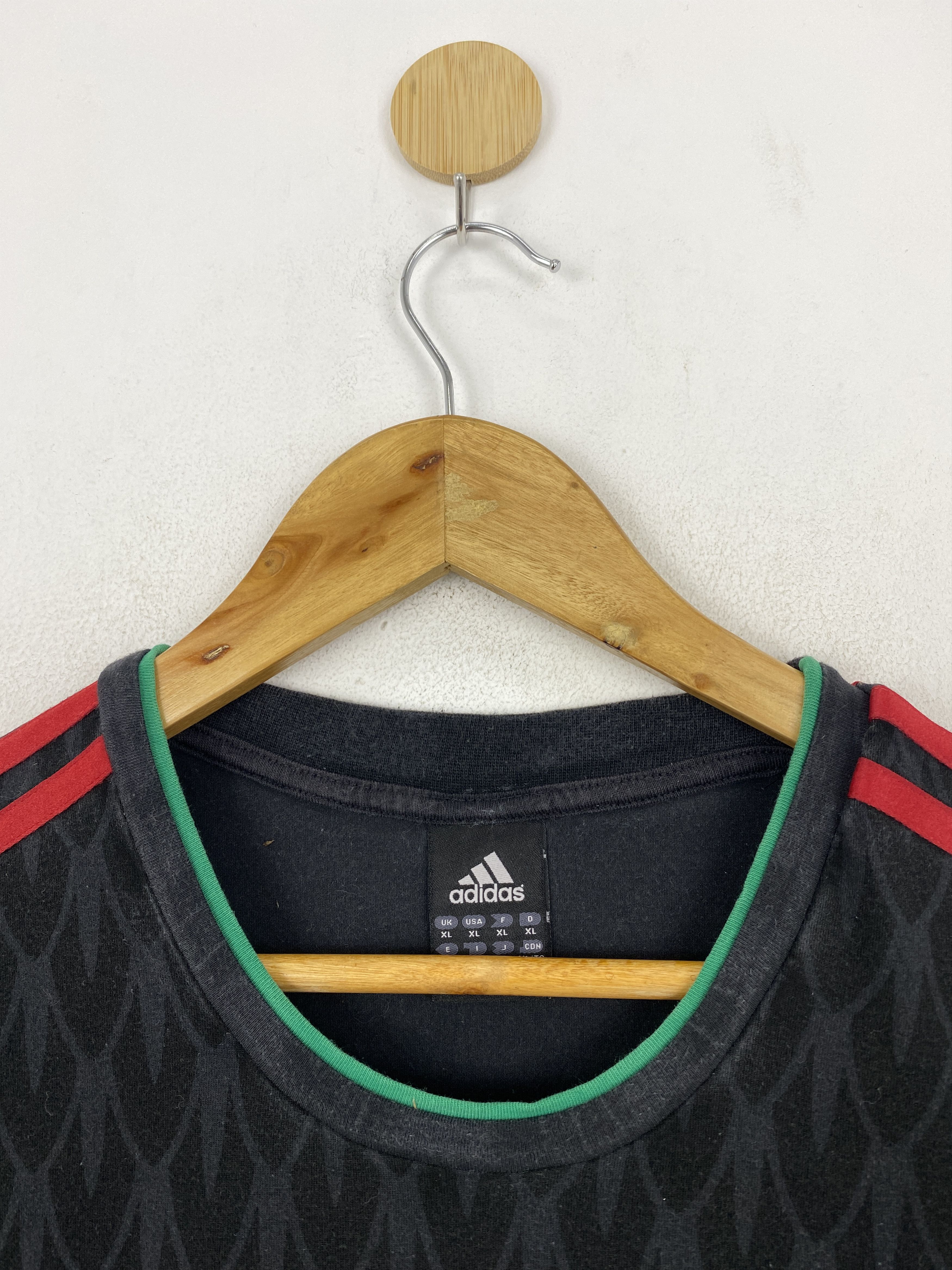 Vintage Vintage Adidas Mexico Football Association Tee TA0551 Size US XL / EU 56 / 4 - 11 Thumbnail