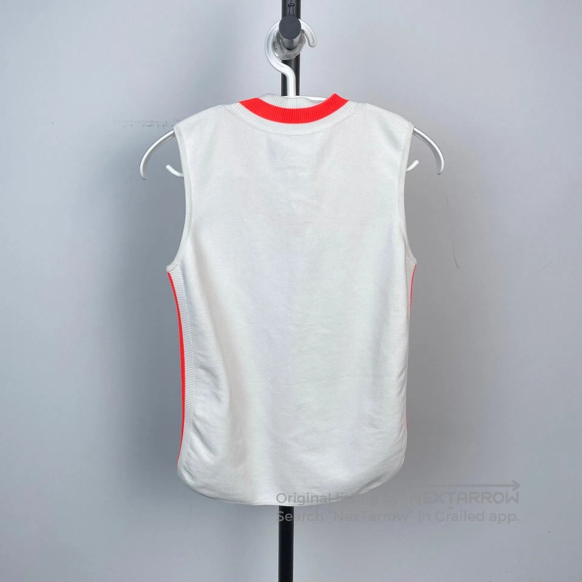 Chanel Chanel White Sleeveless Knit Vest. Size S / US 4 / IT 40 - 4 Thumbnail