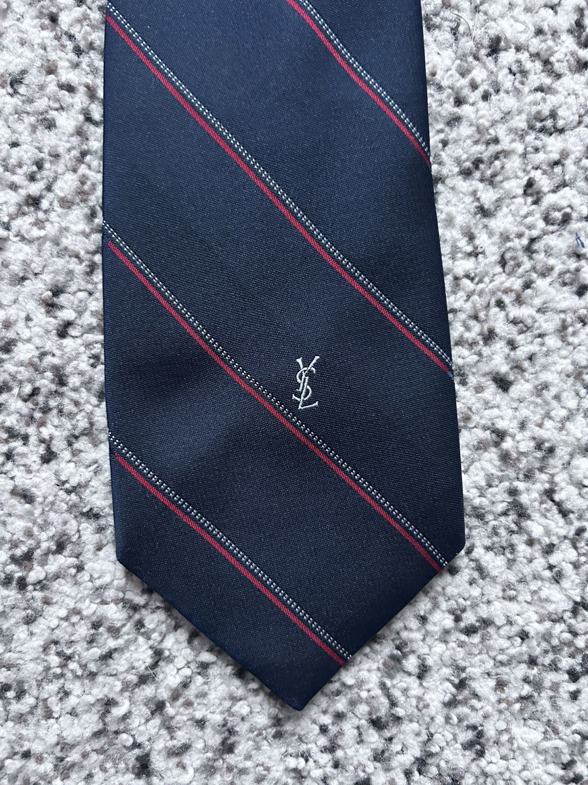 Yves Saint Laurent Vintae Yves Saint Laurent red, blue, and black tie Size ONE SIZE - 1 Thumbnail
