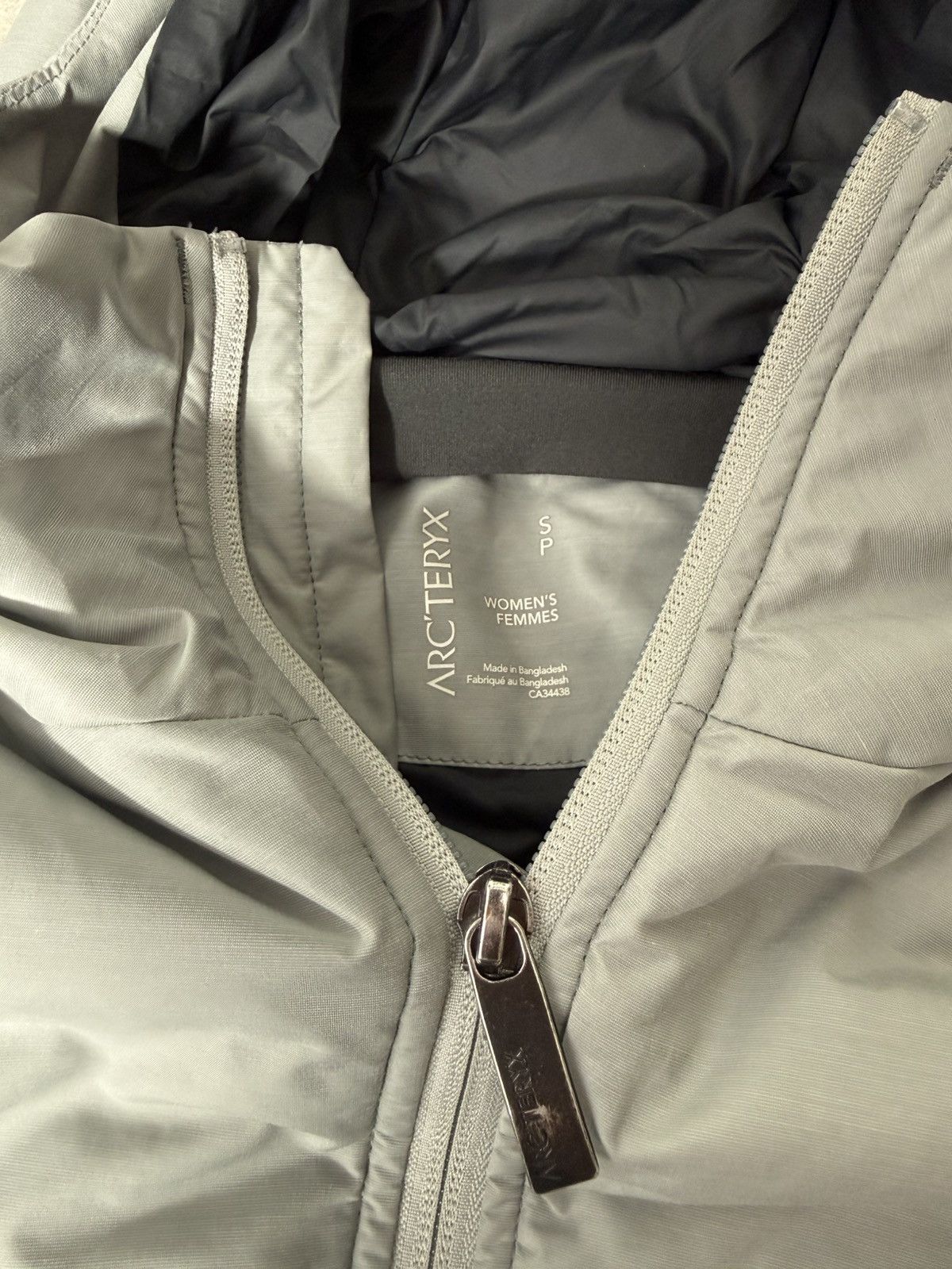 Arc'teryx Arc'teryx Women's Darrah Puffer Long Coat Size S / US 4 / IT 40 - 5 Thumbnail