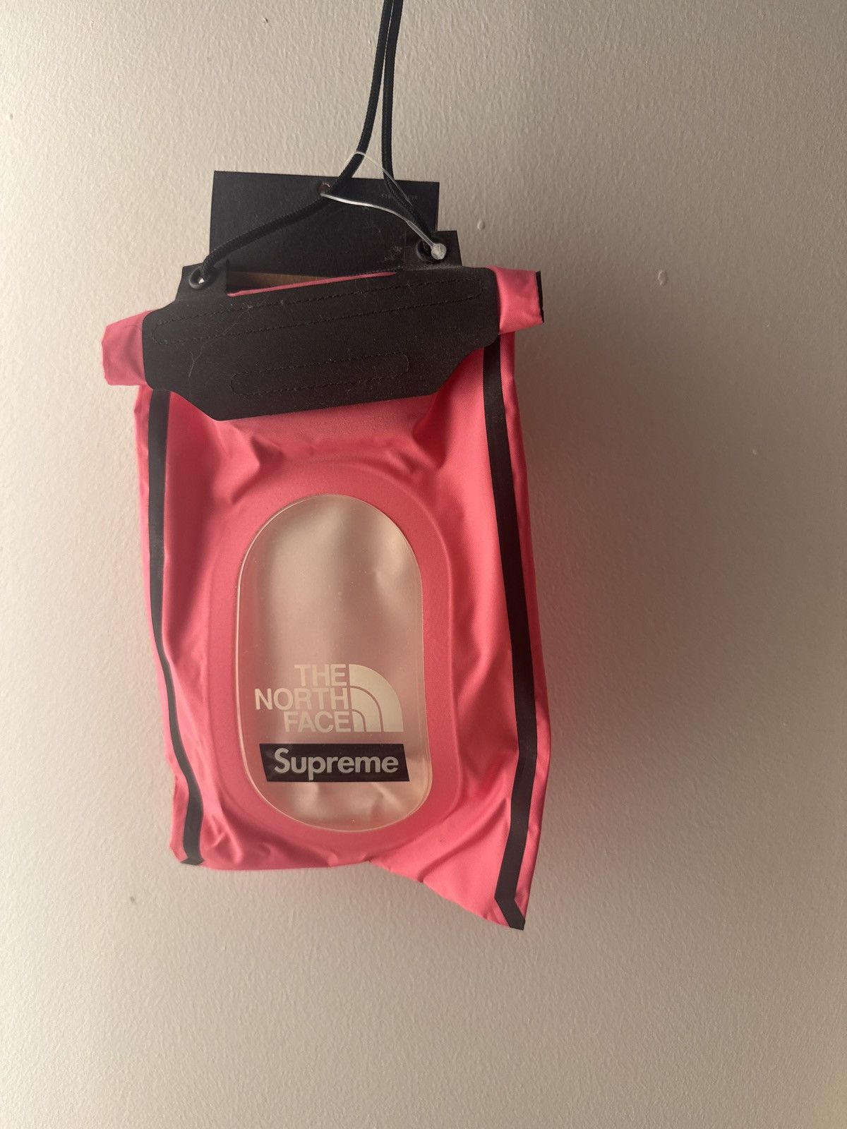 Supreme × The North Face Supreme x the north face phone holder Size ONE SIZE - 1 Thumbnail