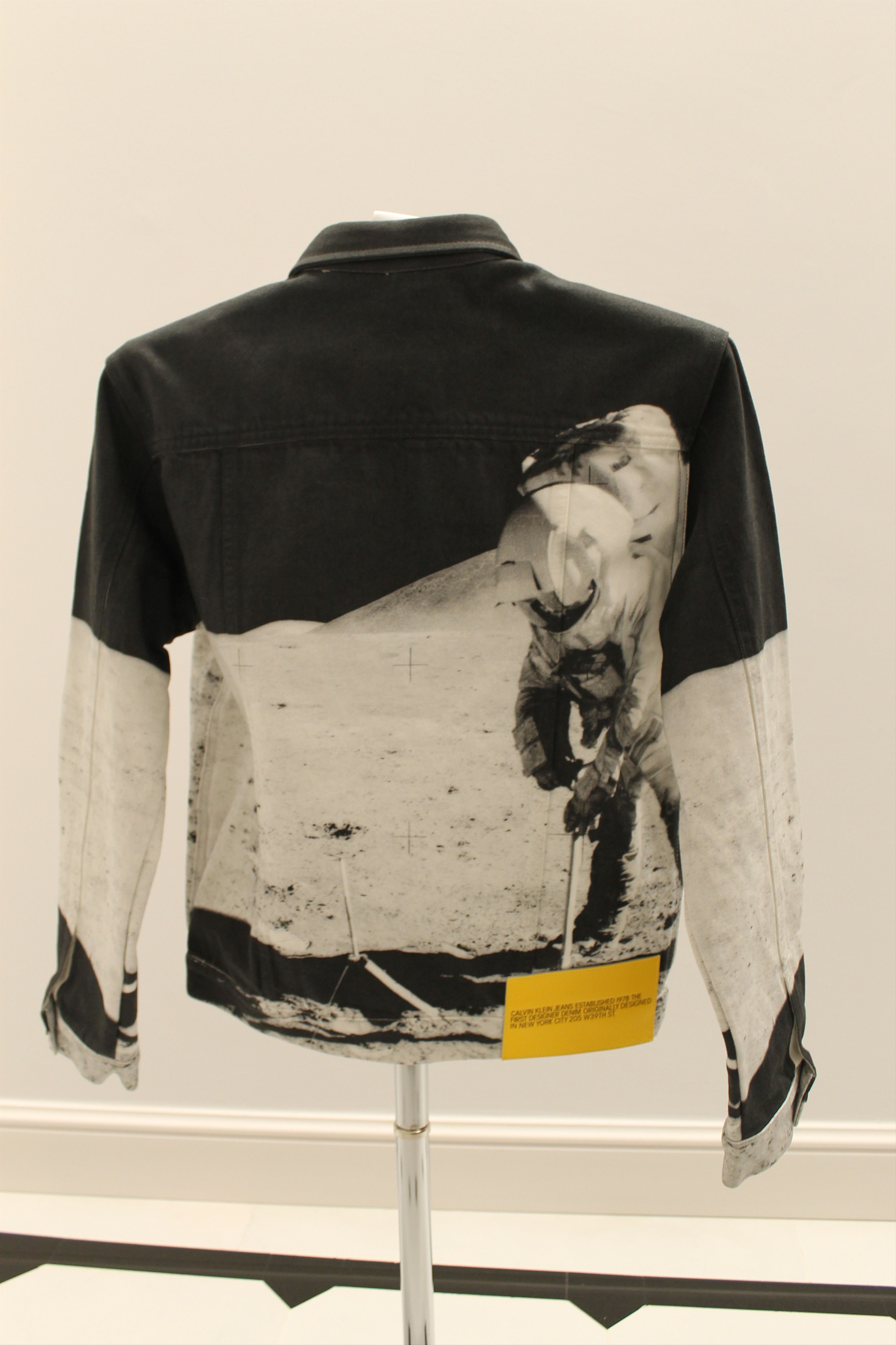 Calvin Klein 205W39NYC “Moon Landing” Denim Jacket by Raf Simons Size US M / EU 48-50 / 2 - 6 Thumbnail