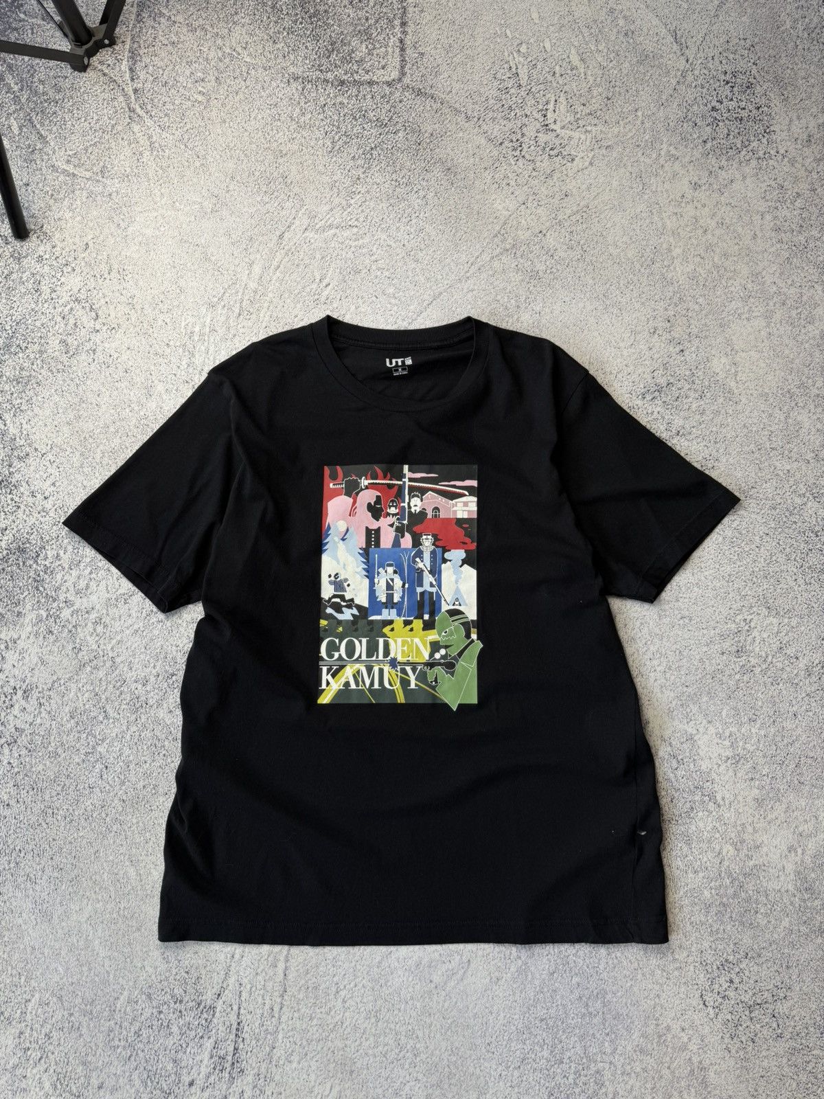Japanese Brand Men’s Uniqlo Golden Kamuy T-shirt Size US M / EU 48-50 / 2 - 4 Thumbnail