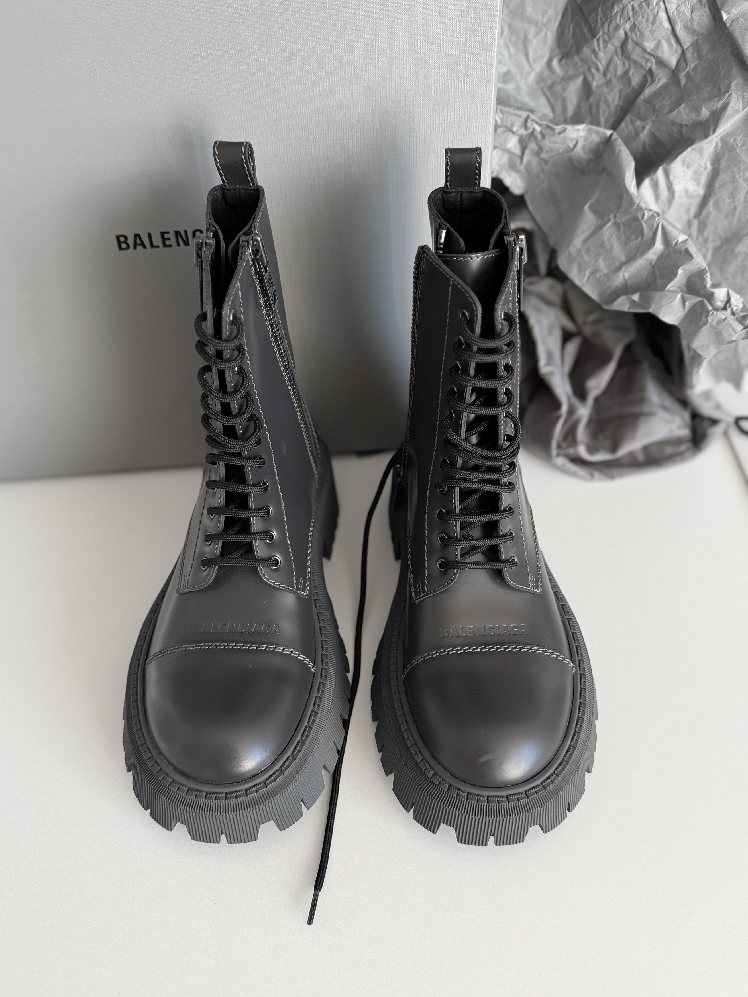 Balenciaga Balenciaga Tractor Boots | Grey Size US 8 / IT 38 - 3 Thumbnail