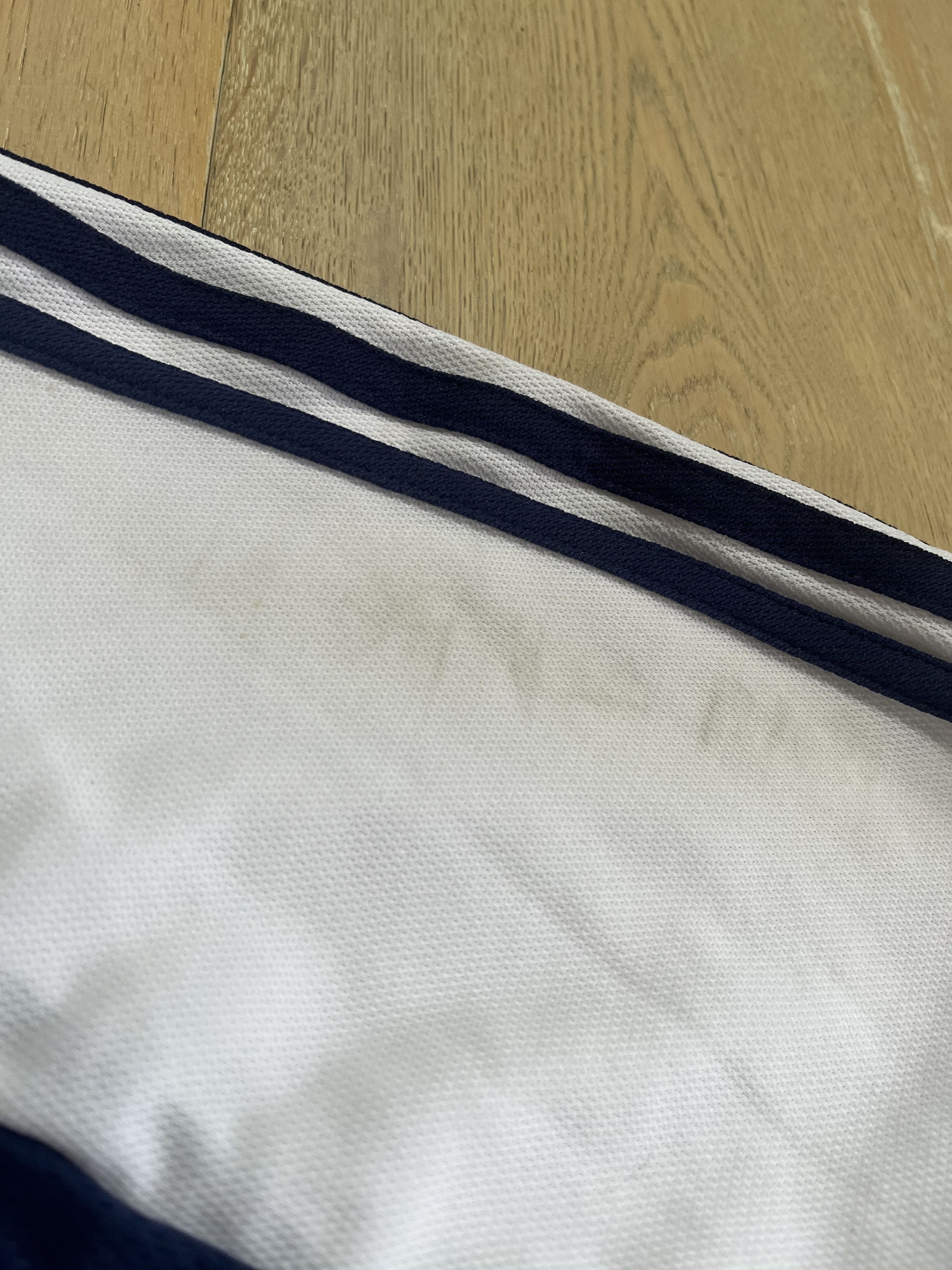 Adidas Real Madrid Authentic Home Jersey 2000/01 Size US S / EU 44-46 / 1 - 8 Thumbnail
