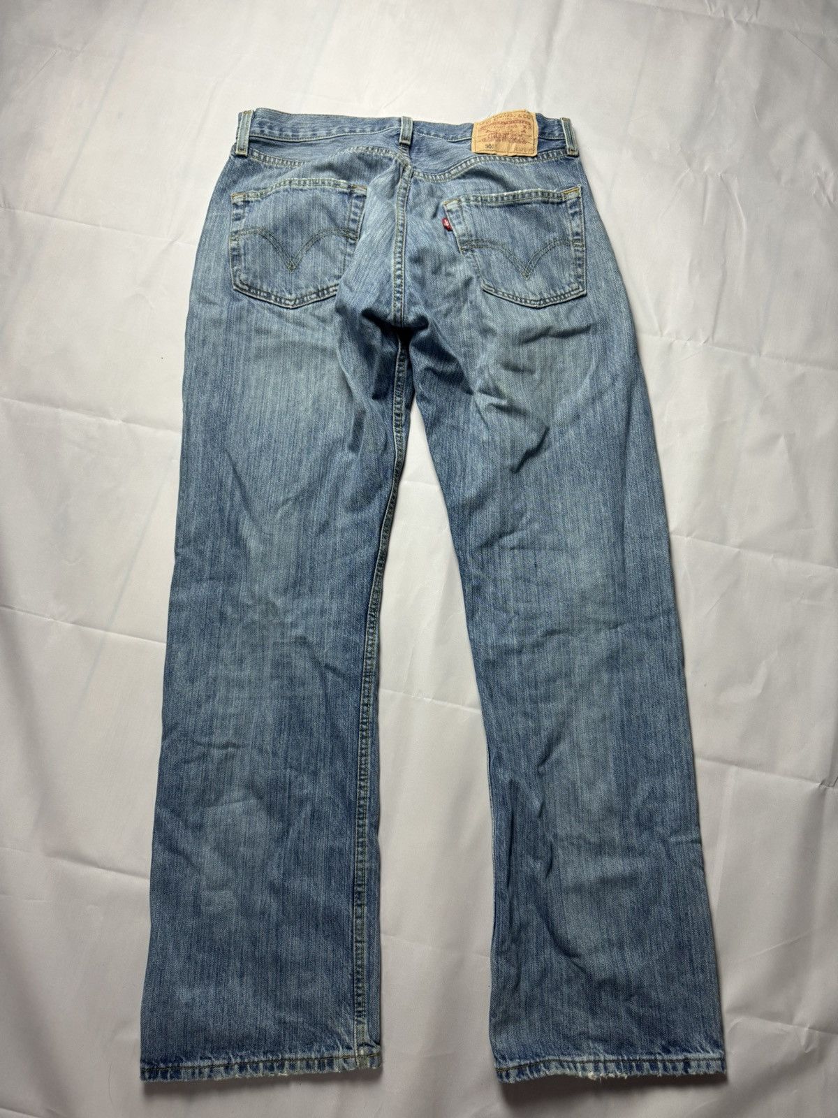 Carhartt × Levi's × Vintage Levi’s 501 Original Fit | W32 L32 | Size US 32 / EU 48 - 1 Thumbnail