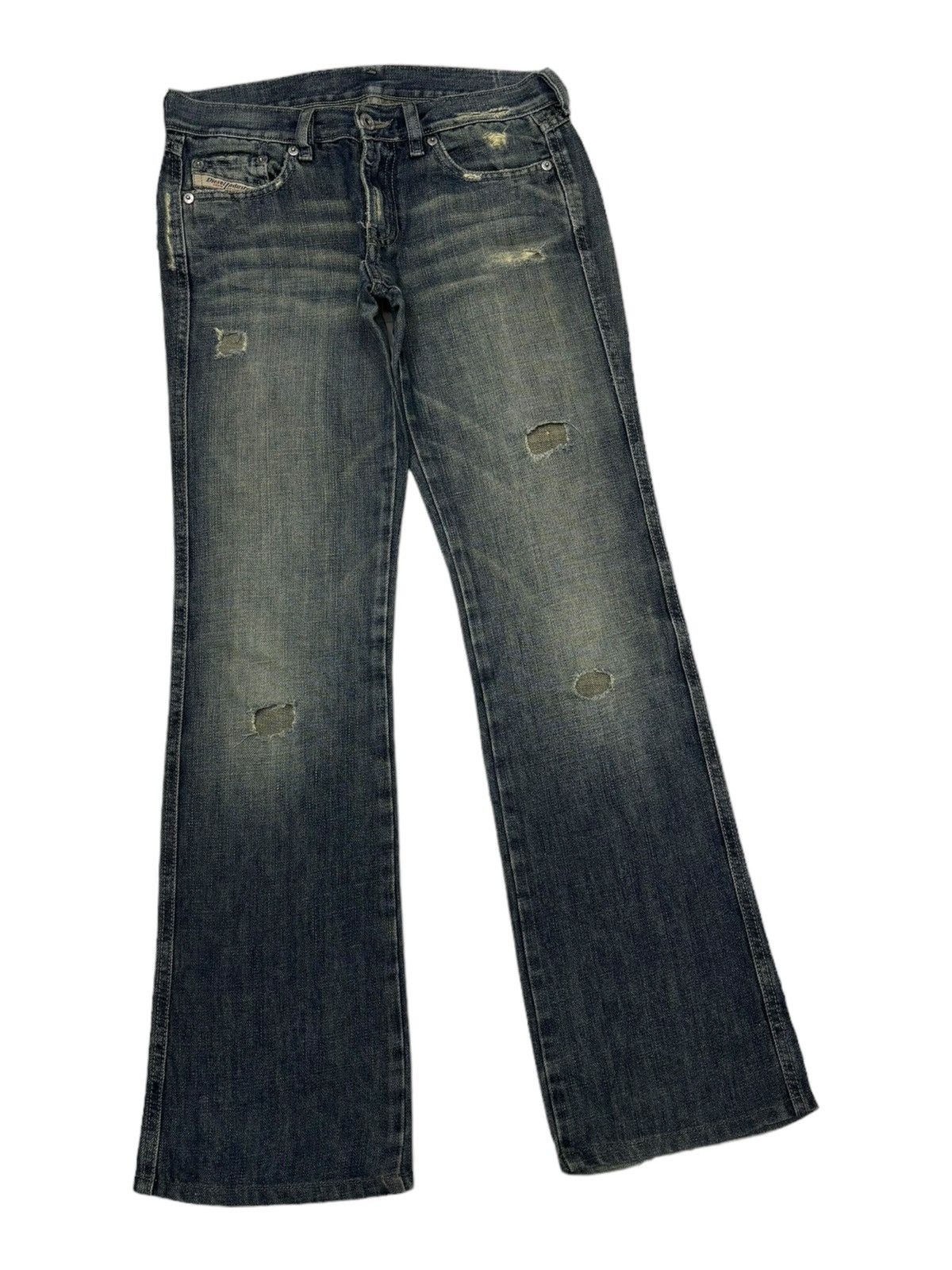 Diesel DIESEL FLARE DISTRESS THRASHED DENIM JEANS Size 28" / US 6 / IT 42 - 4 Thumbnail