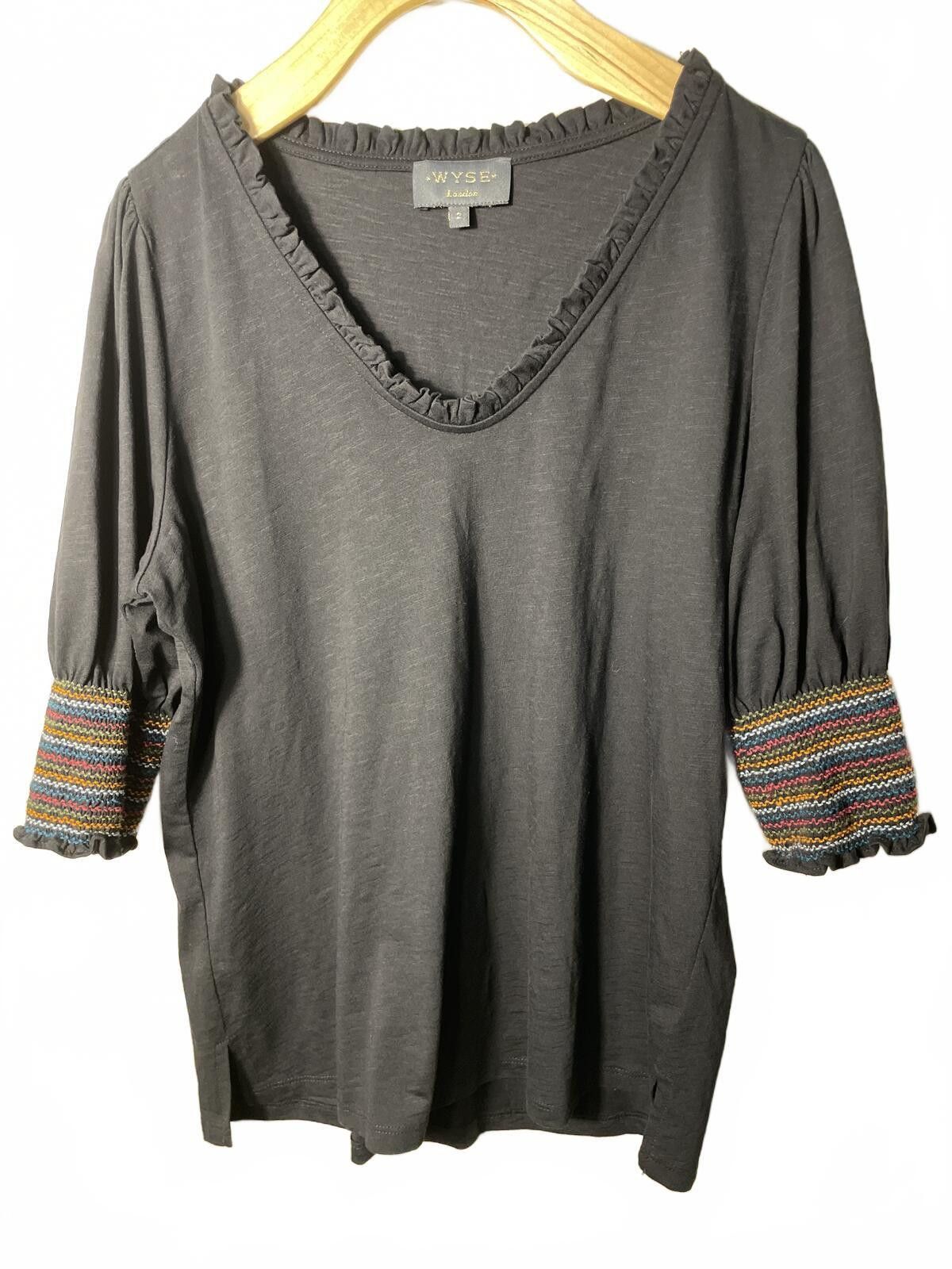 Other WYSE London Top Womens Size 2 Black Boho Casual Career EUC Size XS / US 0-2 / IT 36-38 - 1 Thumbnail