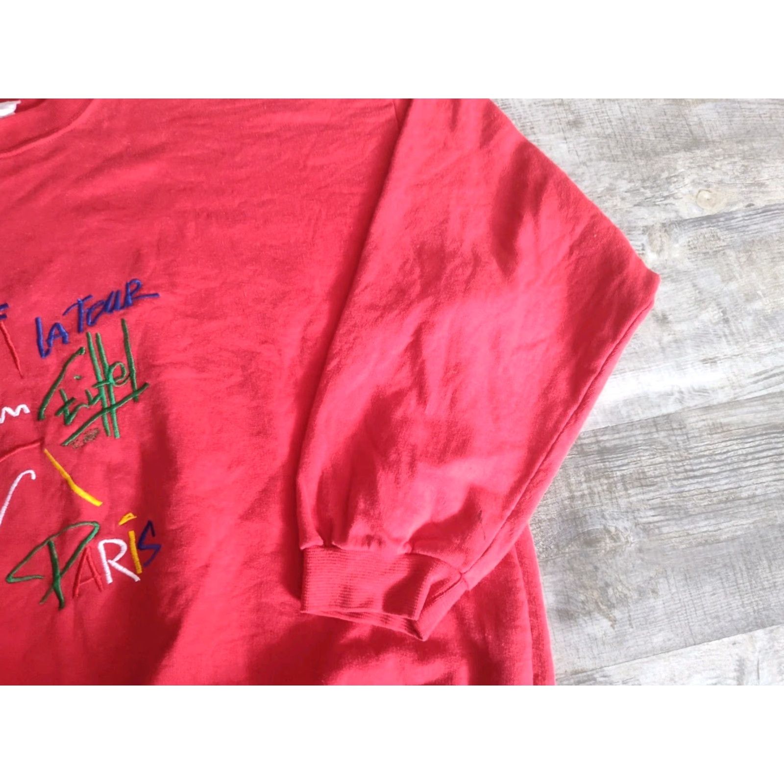 Vintage Vintage Brand Vintage Logo La Tour Eiffel Paris Spellout Big Logo Sweatshirt Red M/L Size US M / EU 48-50 / 2 - 3 Thumbnail