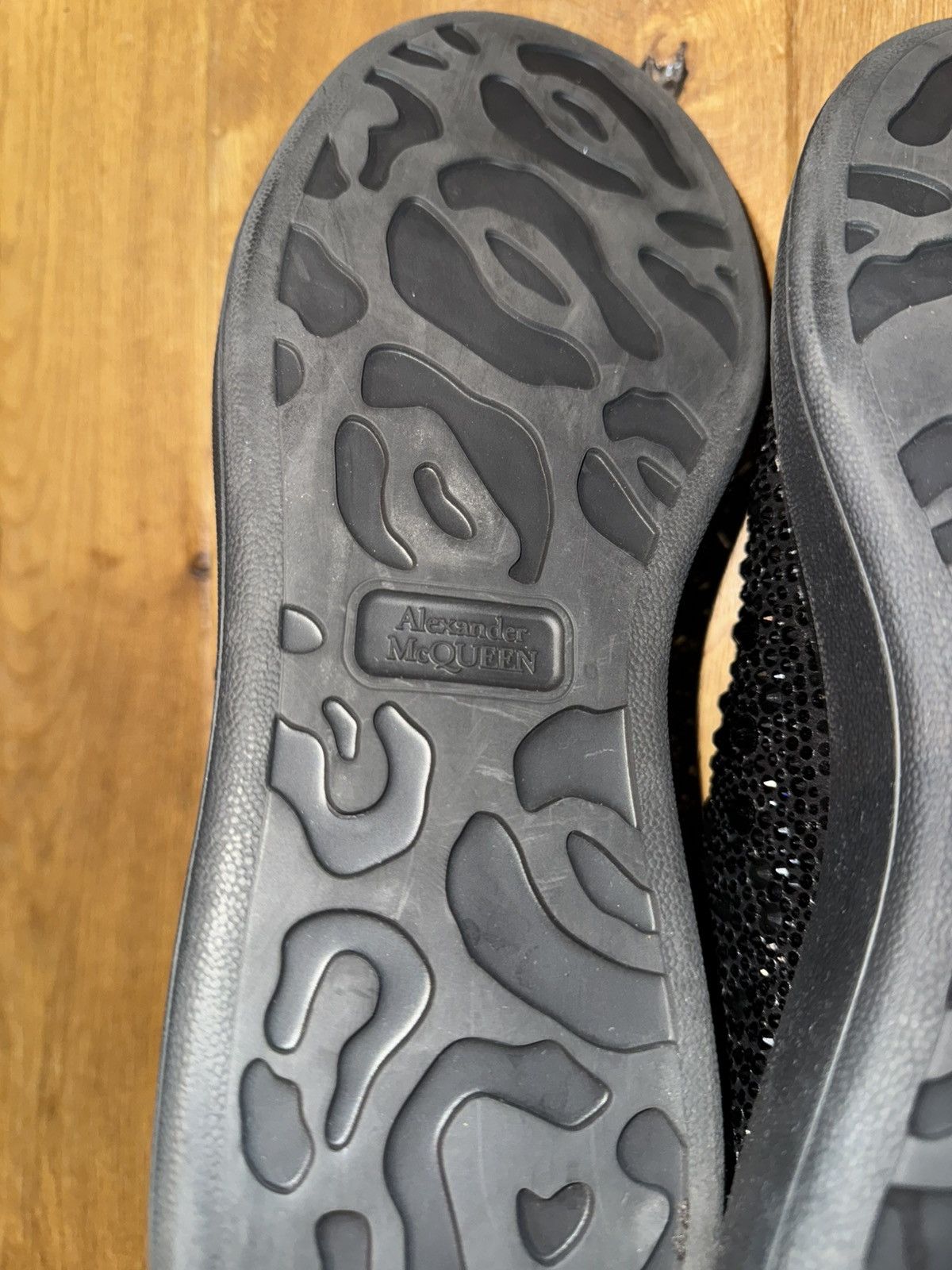Alexander McQueen Triple Black Strass Larry Crystal-Embellished Sneakers Size US 9 / EU 42 - 18 Thumbnail