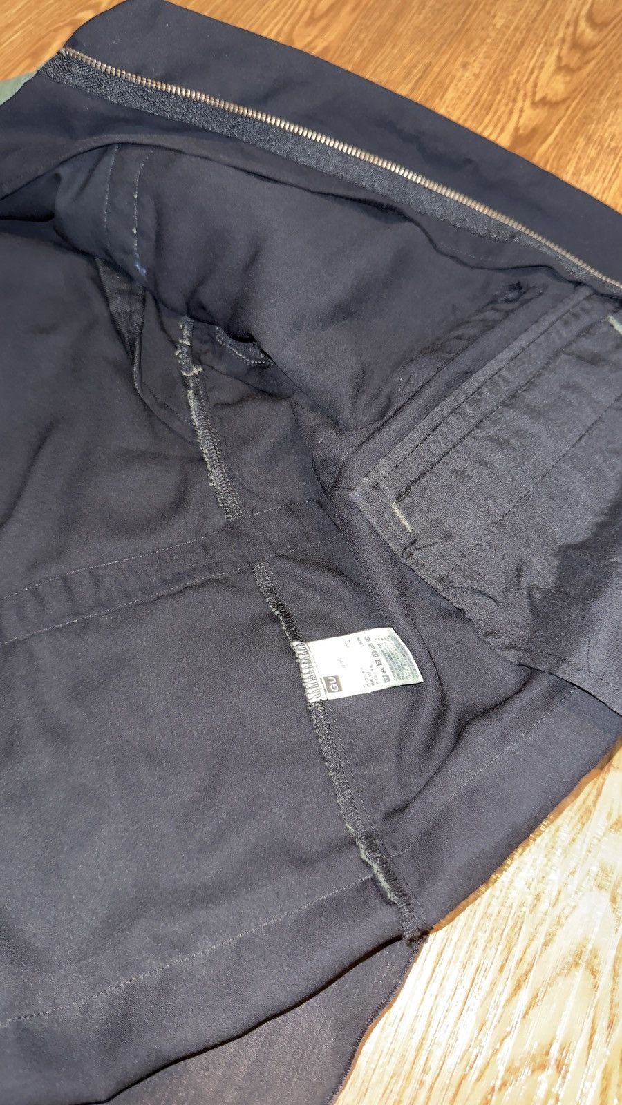 Undercover UNDERCOVER Gu x undercover STYLE military Size US S / EU 44-46 / 1 - 10 Thumbnail