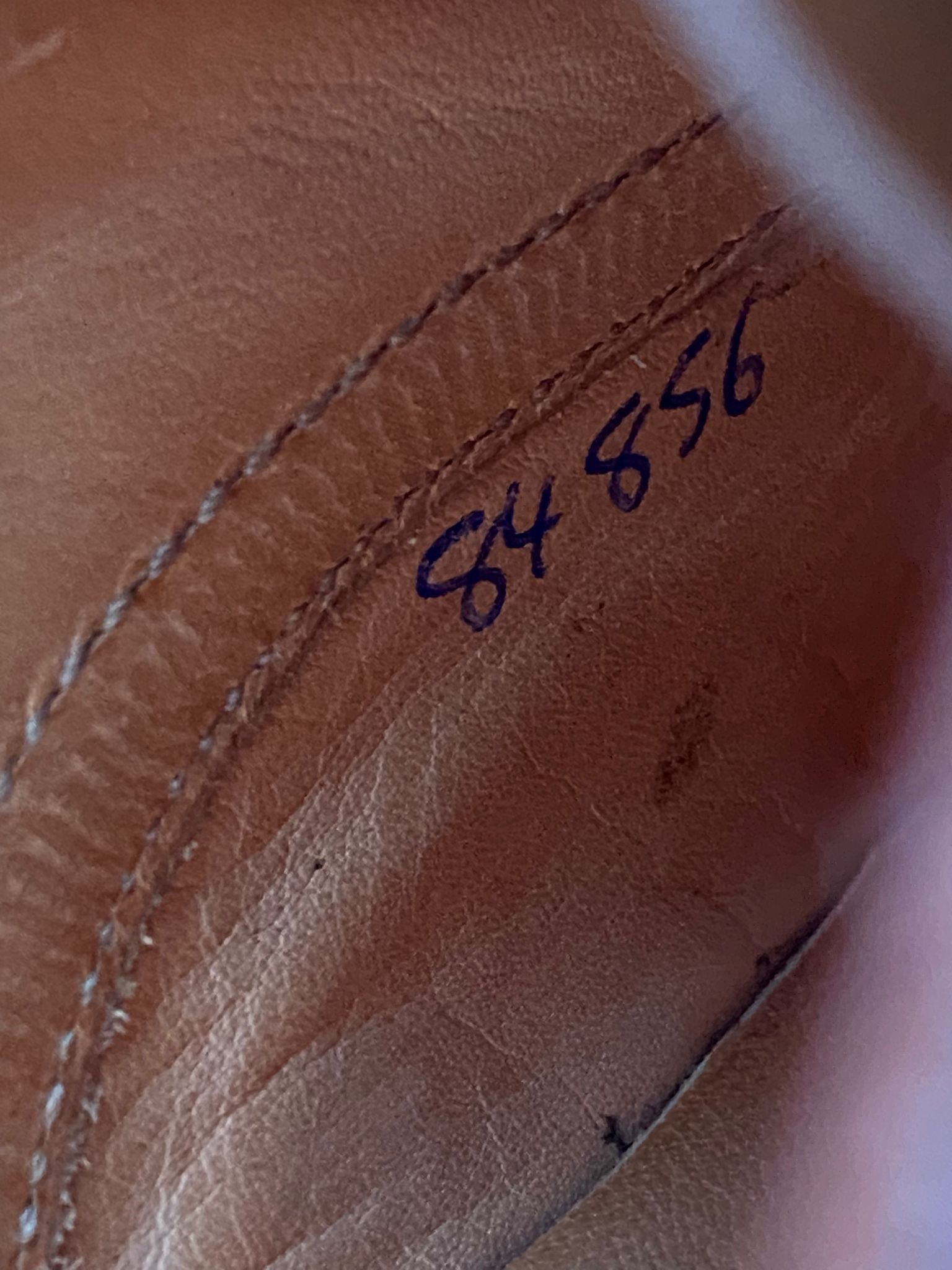 John Lobb John Lobb 1849 Bespoke Navvy Cut Size UK 8,5-9 ( 42,5-43) Size US 9.5 / EU 42-43 - 12 Thumbnail