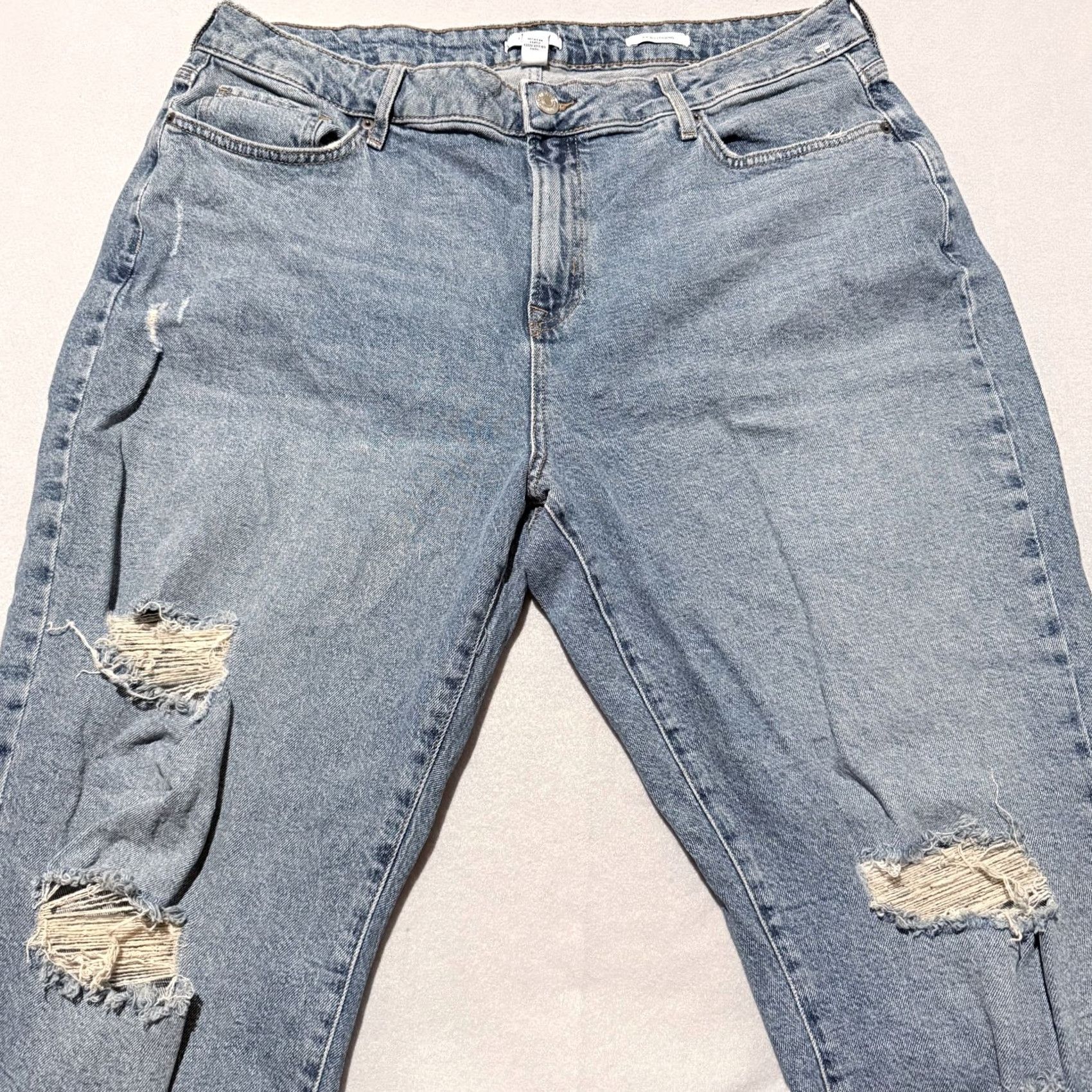 Forever 21 Forever 21 Ex-Boyfriend Jeans Women's Blue Denim Distressed Frayed Zip Fly 18 Jeans Womens Boys Girls Mens Size 40" / US 18 - 3 Thumbnail