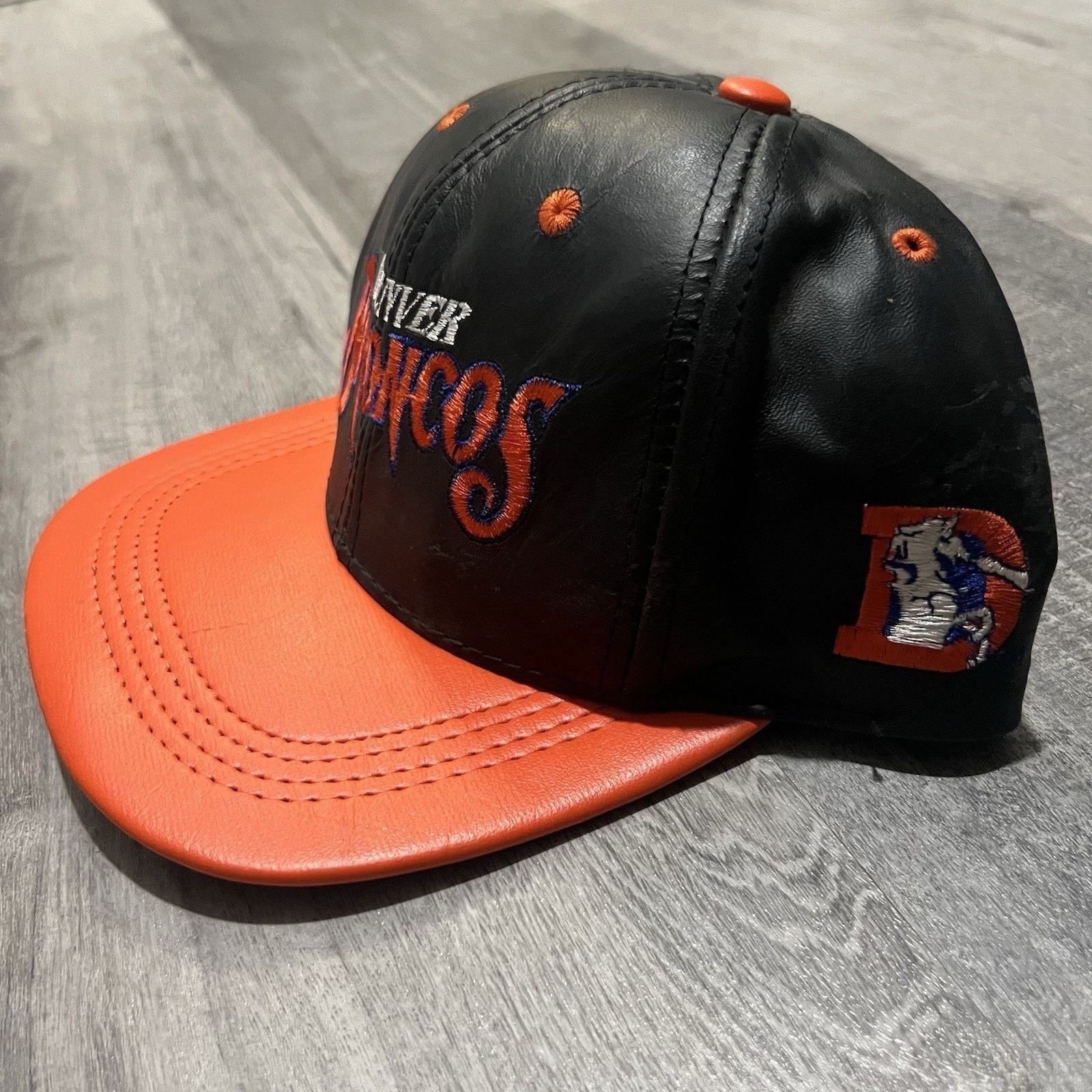 Vintage VTG Denver Broncos Genuine Leather SnapBack Hat NFL Official Size ONE SIZE - 2 Thumbnail
