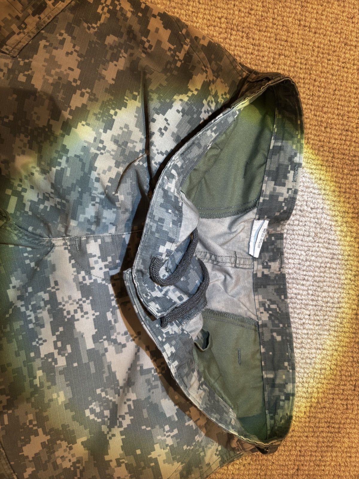 Vintage CARTI STYLE BAGGY CAMO PANTS Size US 32 / EU 48 - 2 Thumbnail